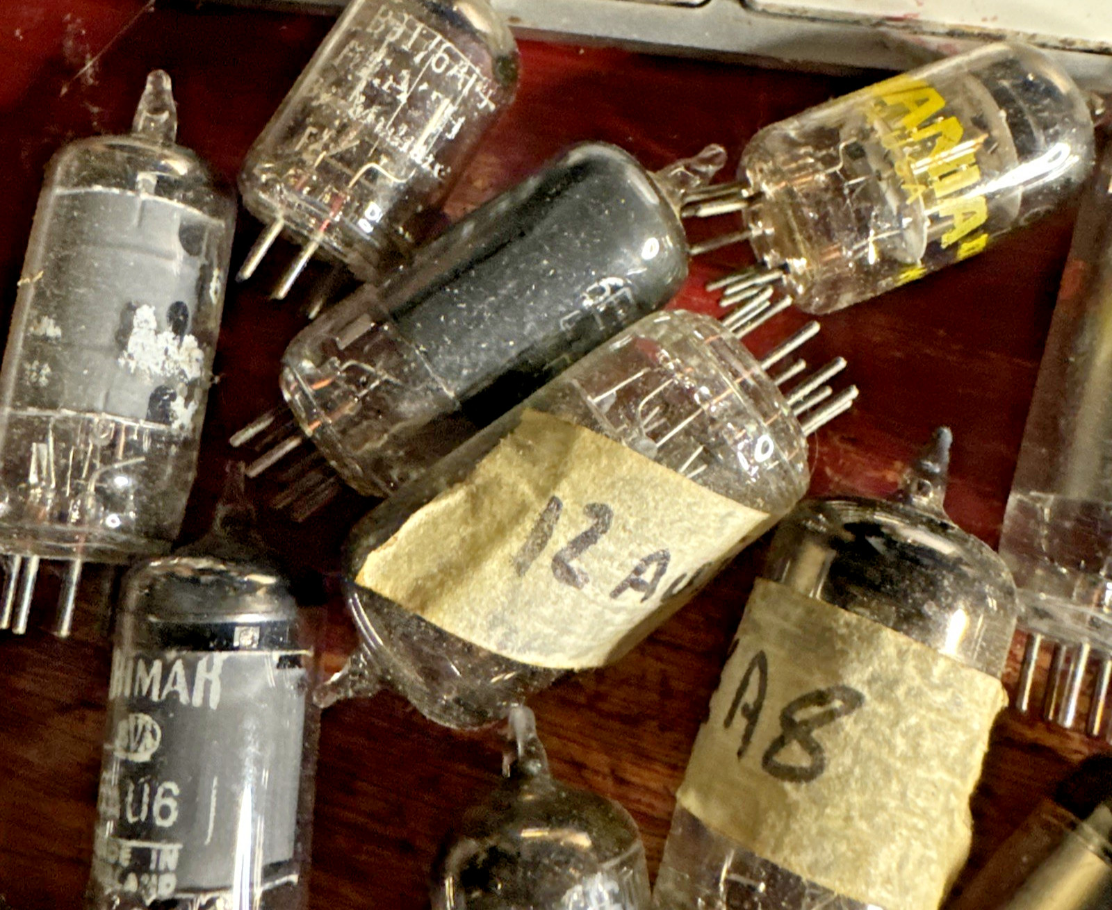 Vintage Vacuum Tube Lot – 40+ Tubes – RCA, Sylvania, Mullard, GE, Brimar SomeRar