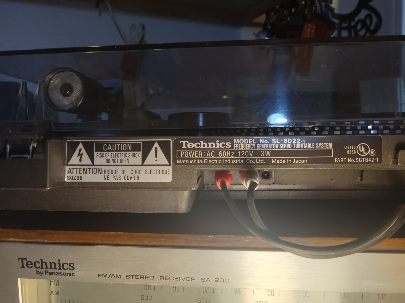 Nice! Clean! Working! Vintage Technics SL-8022 Direct Drive Automatic Turntable