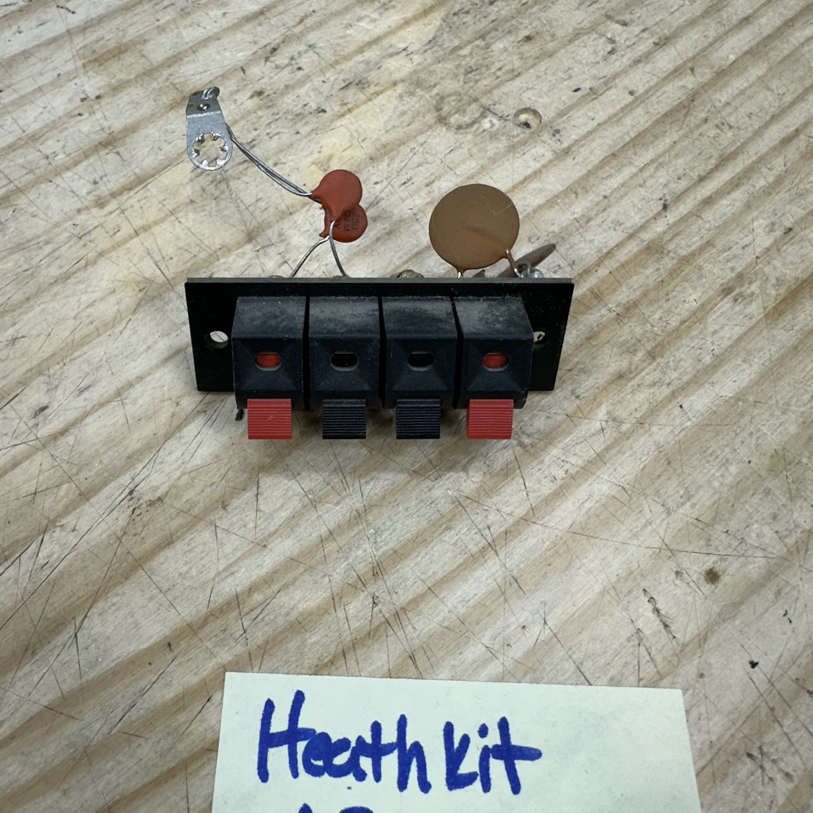 Heathkit AR-1650 Receiver Parts – Speaker Output Connector
