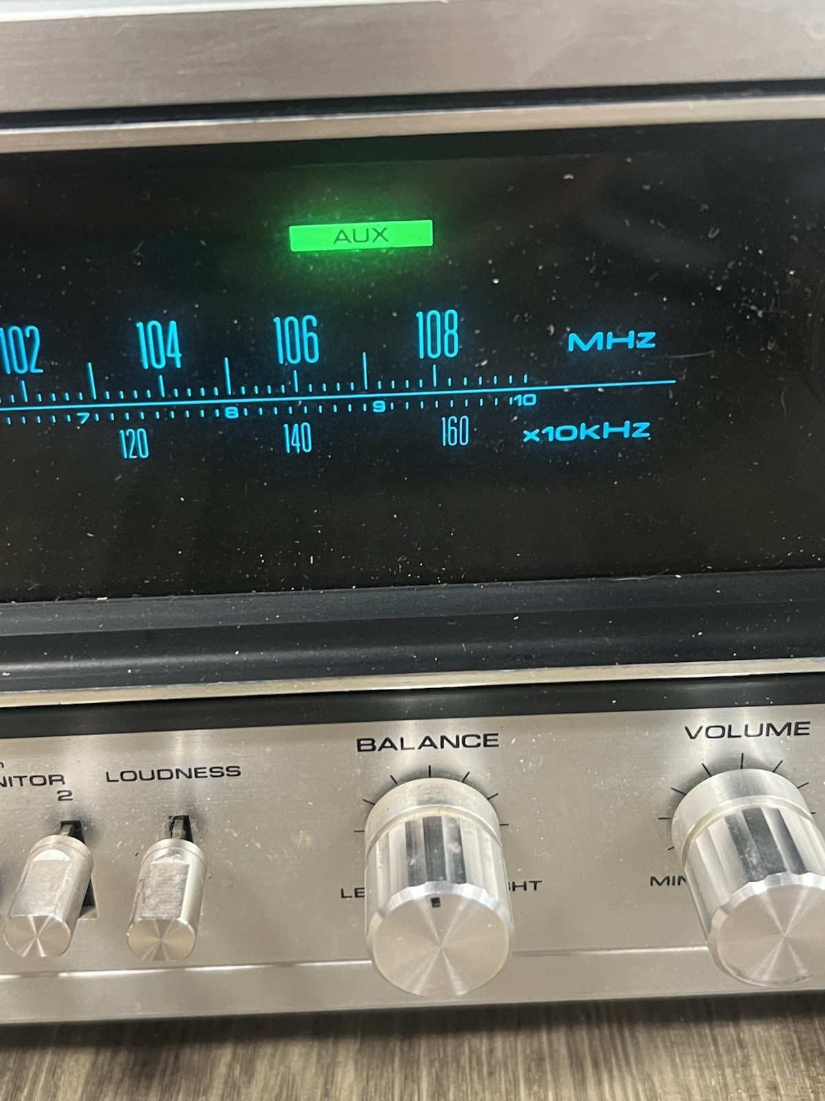 Pioneer SX-737 AM/FM Stereo Receiver Silver Face w/ Wood Case