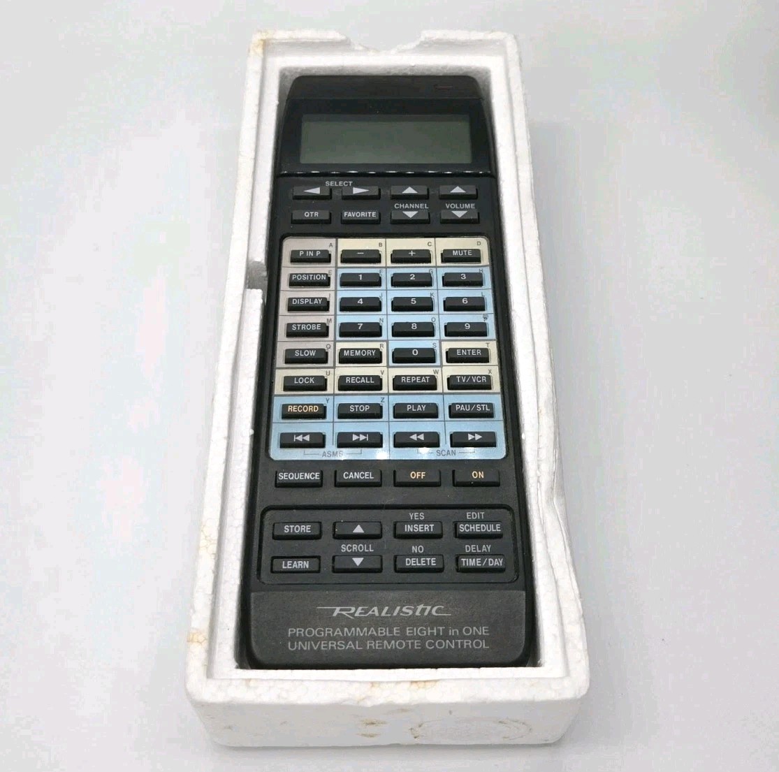 Vintage Realistic Programable 8-in-1 Universal Remote Control 15-1903A New
