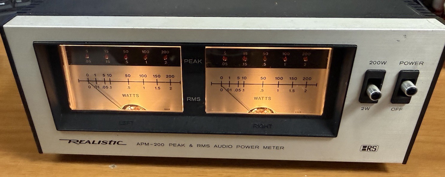 REALISTIC APM-200 42-2102 VINTAGE 1980S ANALOG STEREO POWER METER – WORKING Read