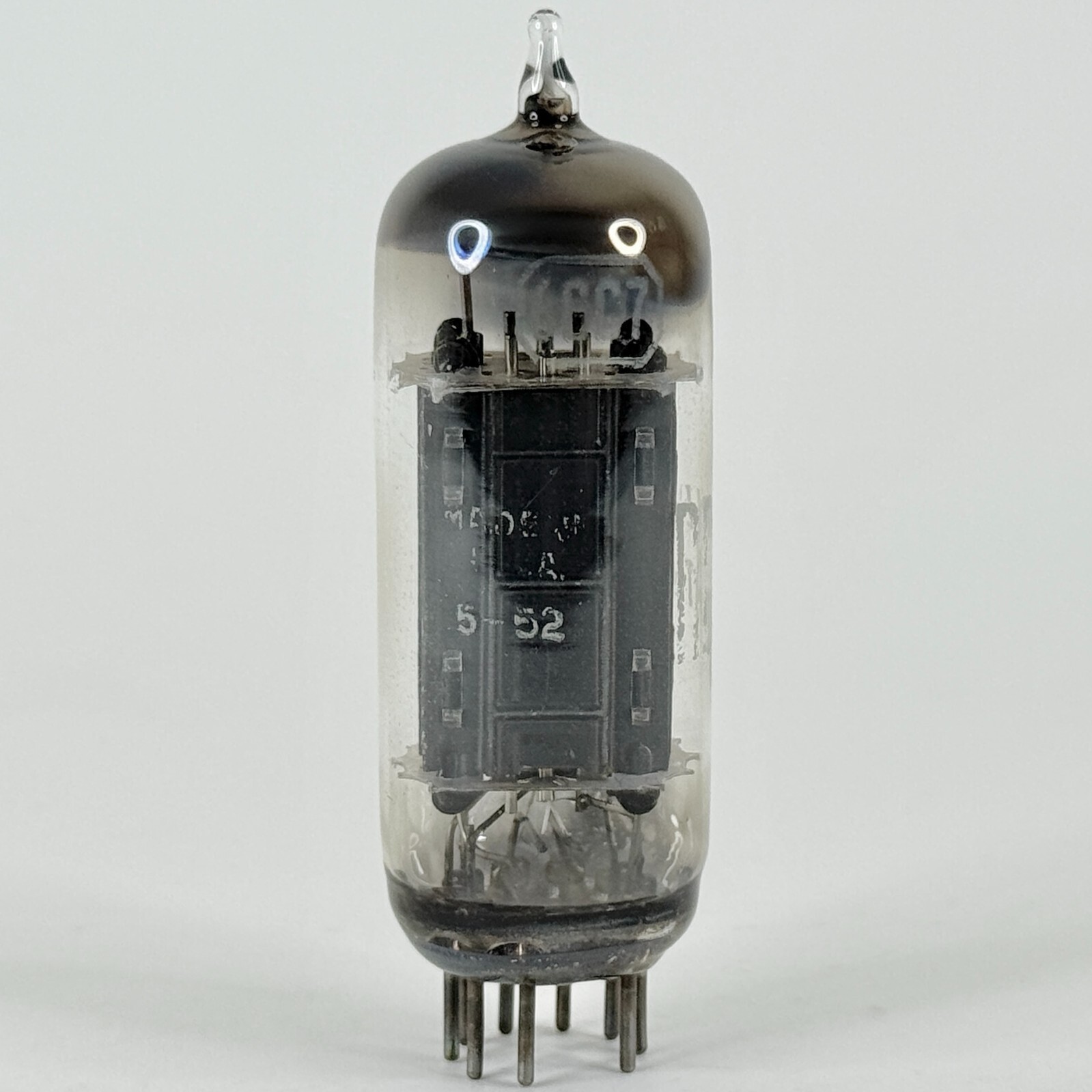 (1) Tested 1955 RCA 6CG7 Tube with Box Code 5-52 Black Plates Horsehoe Getter