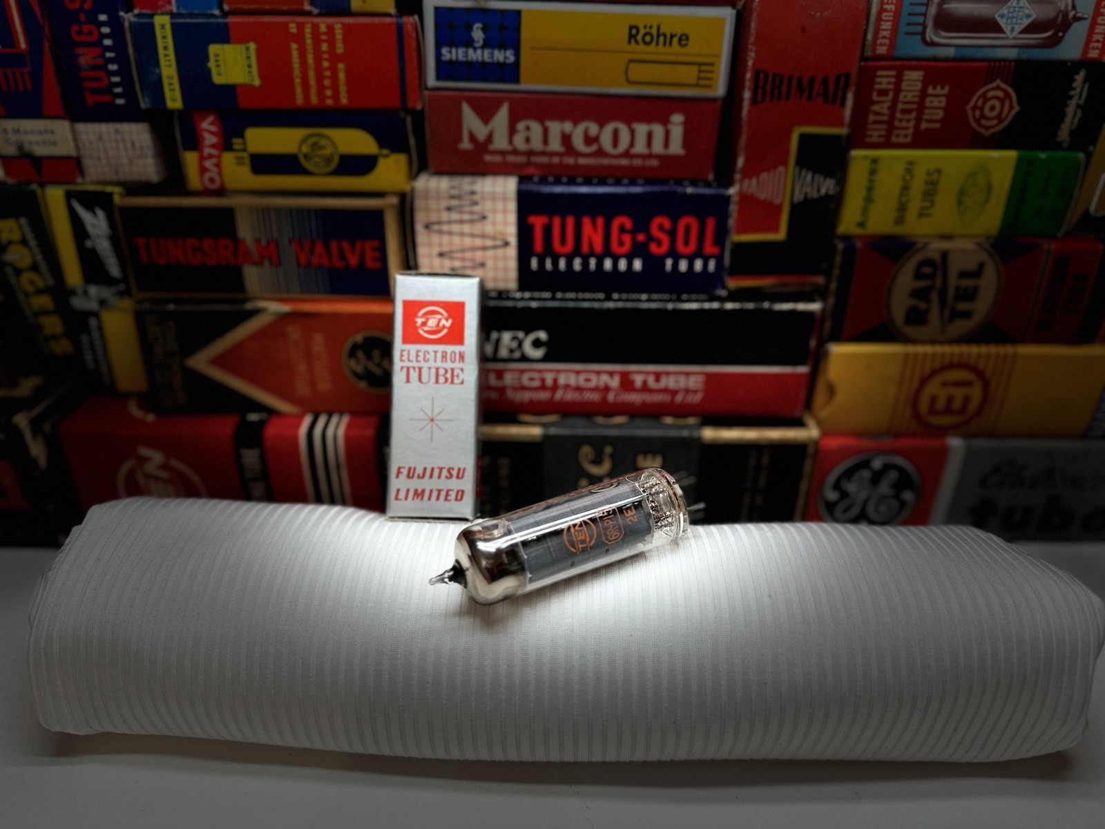1x VintageNOS TENKobeKogyo 6RP15 PowerTube /Rare’50sFujitsu /Top 6BQ5 EL84 7189