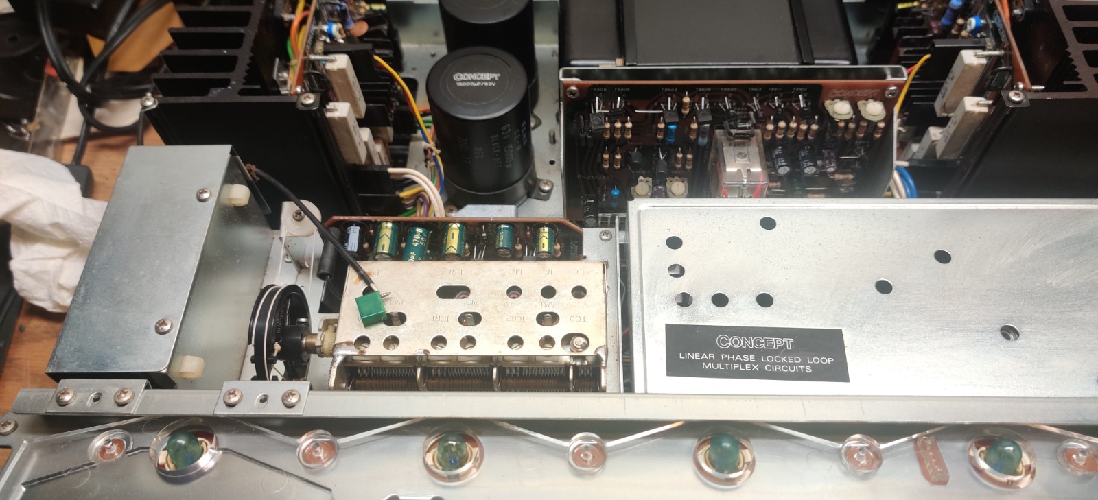 Concept 11.0 AM/FM Stereo Receiver Serviced Cleaned and Tested See Video.