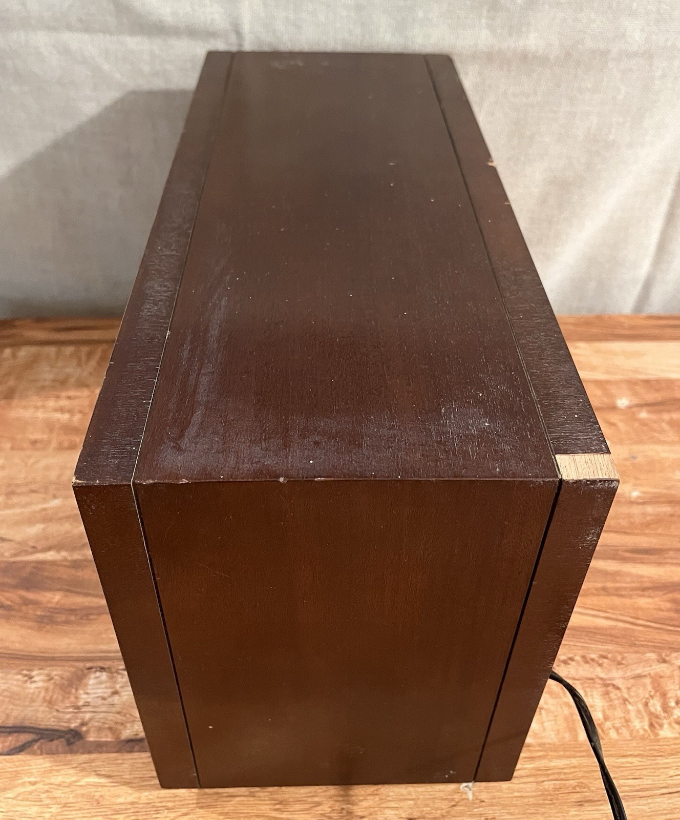RCA Long Range TRF Solid State Radio RZC275W Walnut (Works – Read)