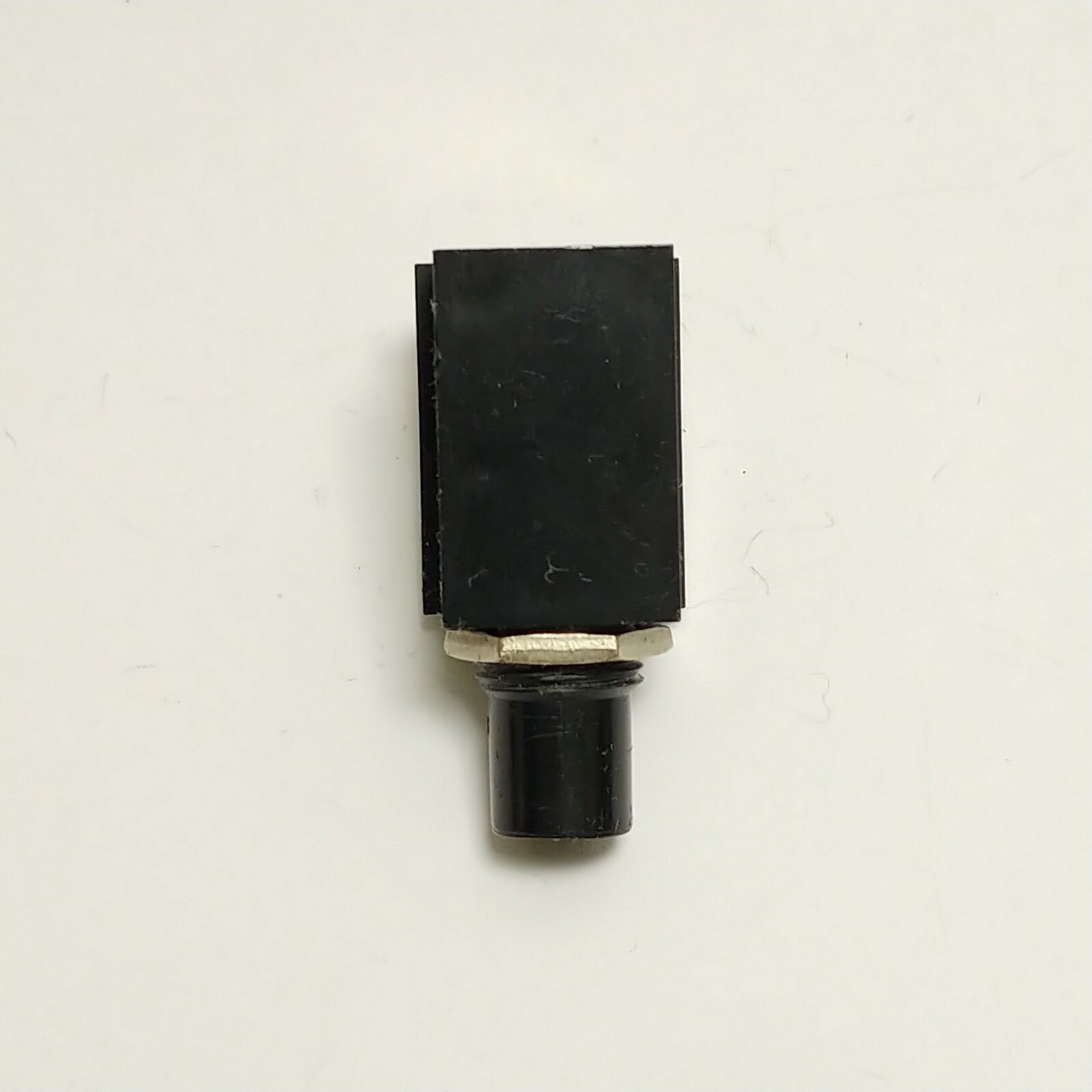 Marantz PM 750DC Integrated Amplifier Parts 1 One Headphone EQ Out Jack Tested