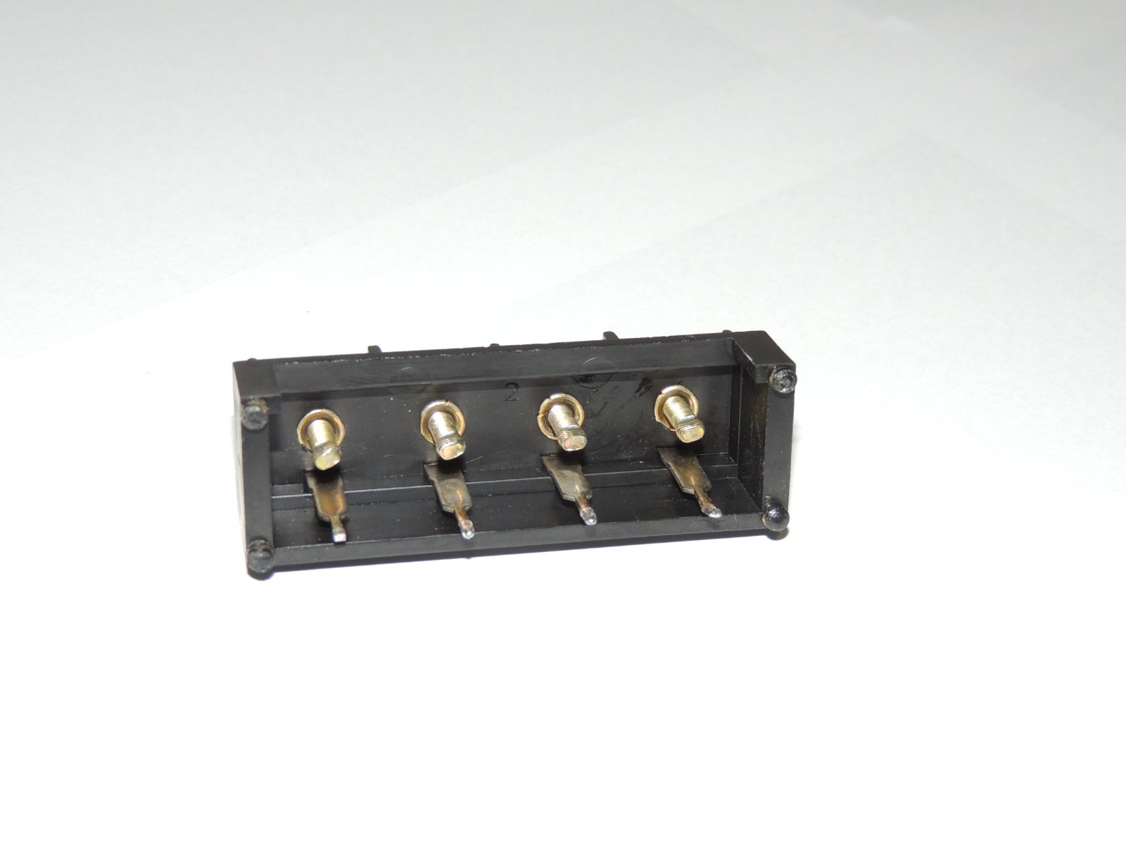 Sansui G-4700 4P Output Speaker Terminal 2210340