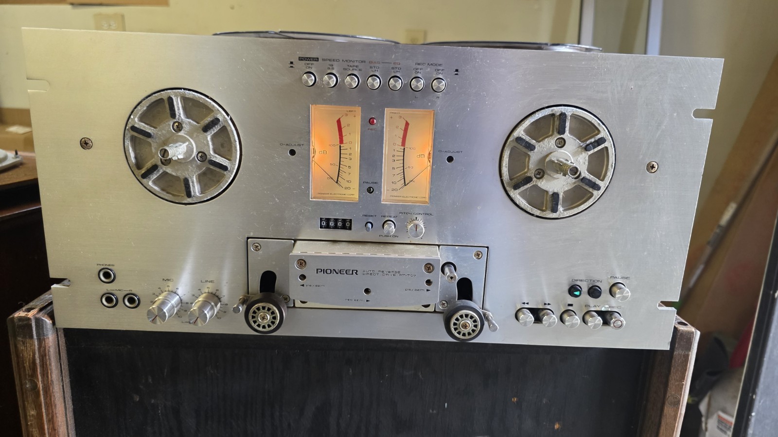 Pioneer RT-707 Reel-to-Reel Tape Recorder **POWER ON TESTED ONLY**