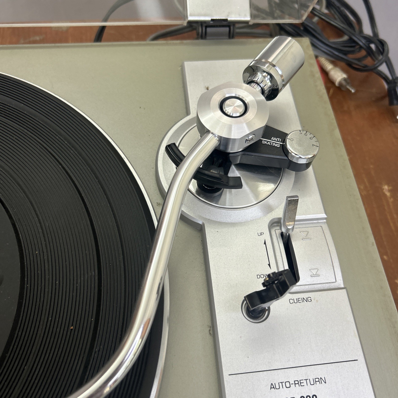 Toshiba SR-230 Belt Driven Turntable Japan Clean Motor Works Needs Belt