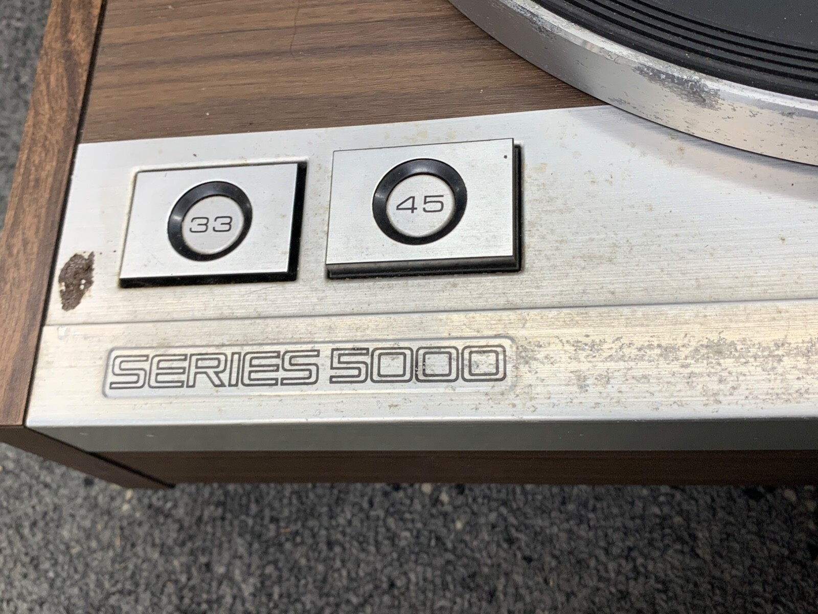 Craig 5102 Turntable Series 5000 – Vintage – TURNS ON, NO OUTPUT, PARTS REPAIR