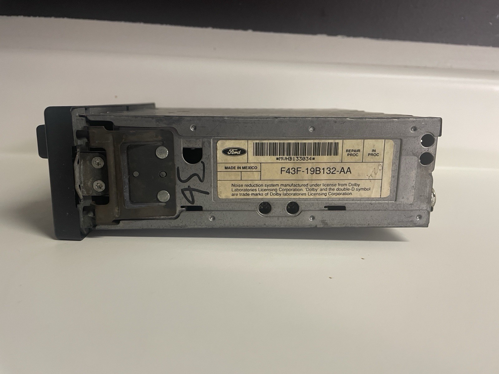 1993 – 94 AM/FM Ford Cassette Radio w/Bluetooth, Ford Ranger, Explorer, Contour