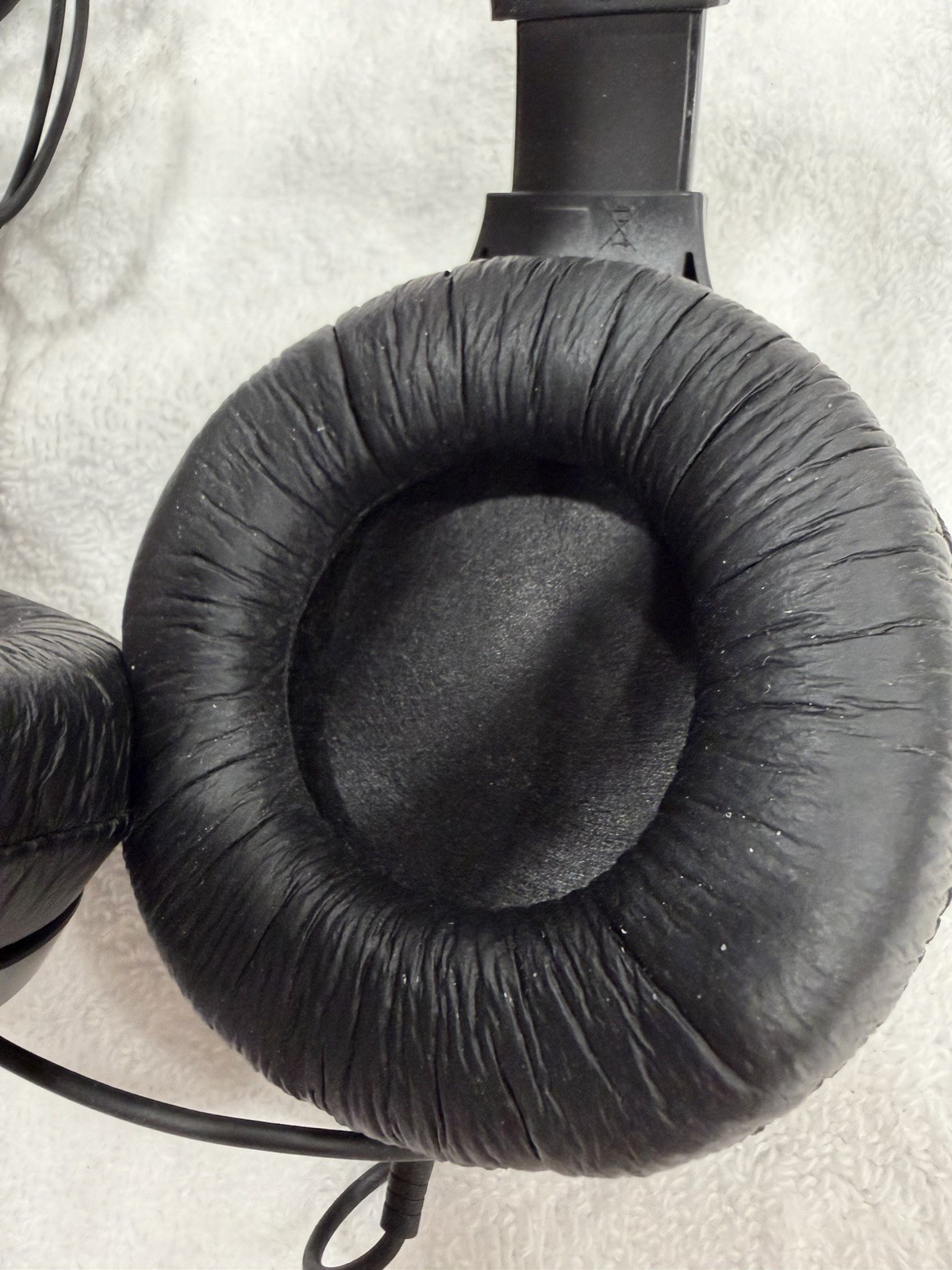 Panasonic RP-HT161 Over The Ear Long Cord Lightweight Stereo Headphones Tested