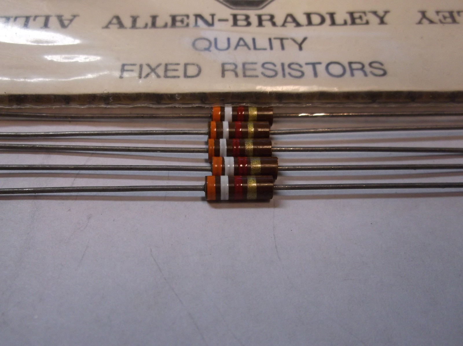5 Allen Bradley Carbon Comp Resistors 3.9k 1/2W 5%