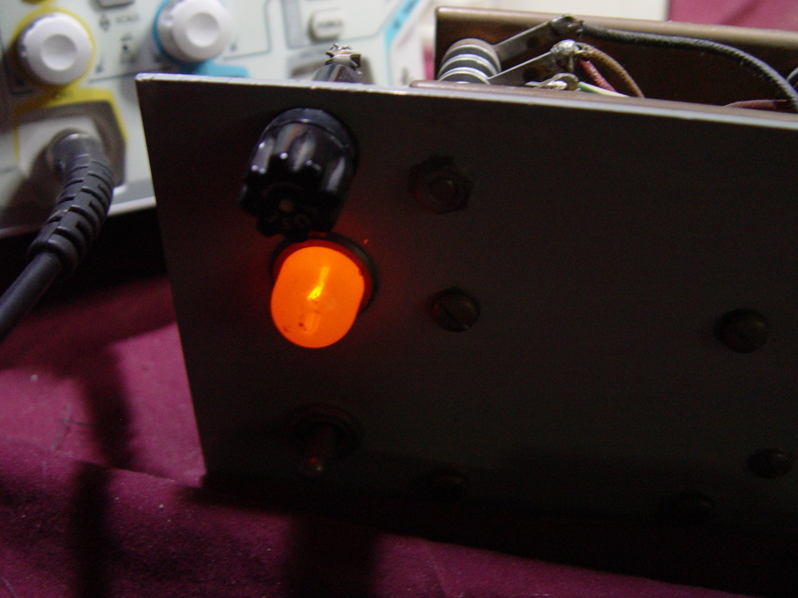 Vintage TABTRON MULTI TAP AC/DC POWER SUPPLY 20v/40v switchable outputs Works!