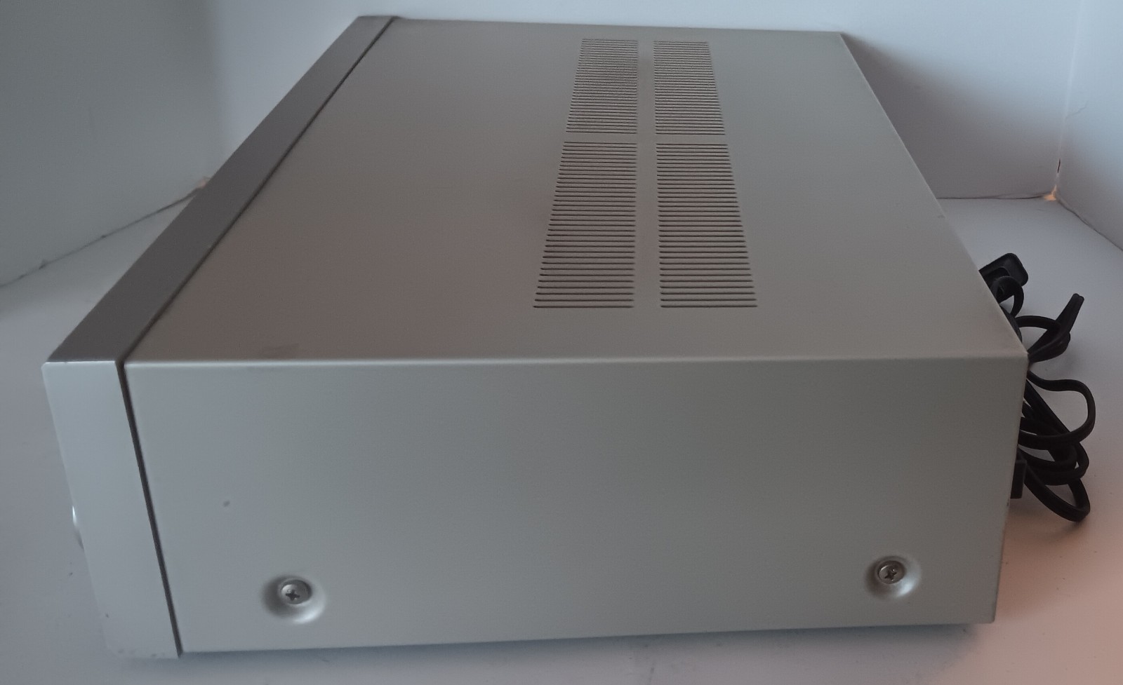LXI Series AM/FM Stereo Receiver 564.92583250 Silver Face Tested SEARS vintage