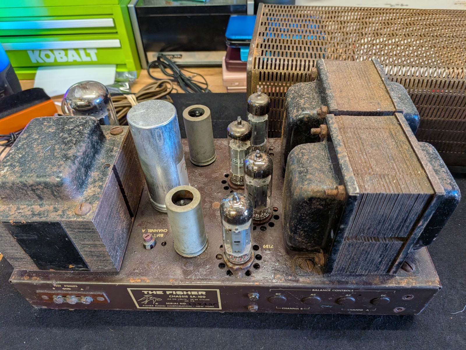 The Fisher SA-100 Stereo Tube Power Amplifier