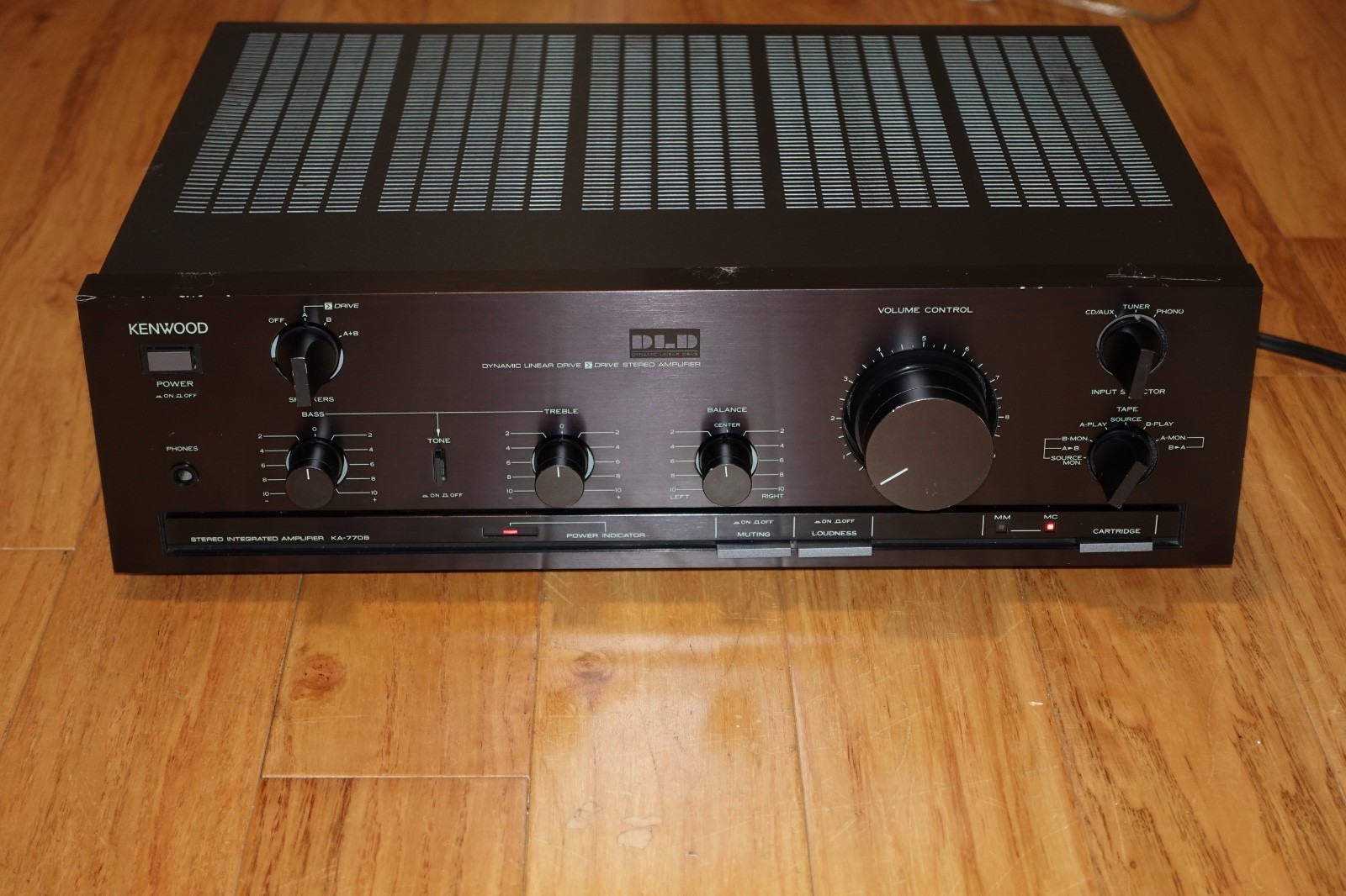 Vintage KENWOOD KA-770B Stereo Integrated Amplifier