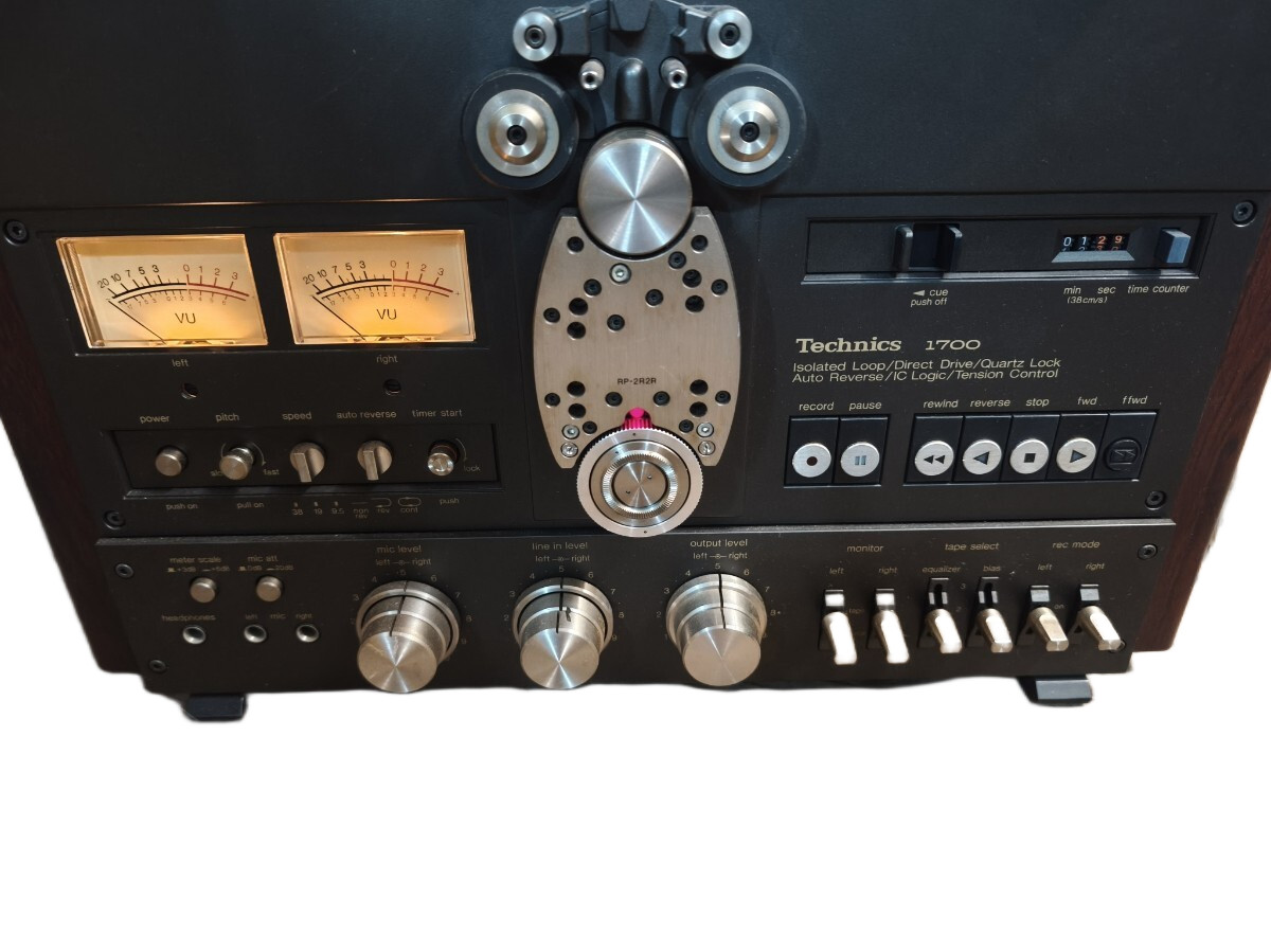 Technics RS-1700U Reel to Reel Tape Deck Powers On Parts Repair
