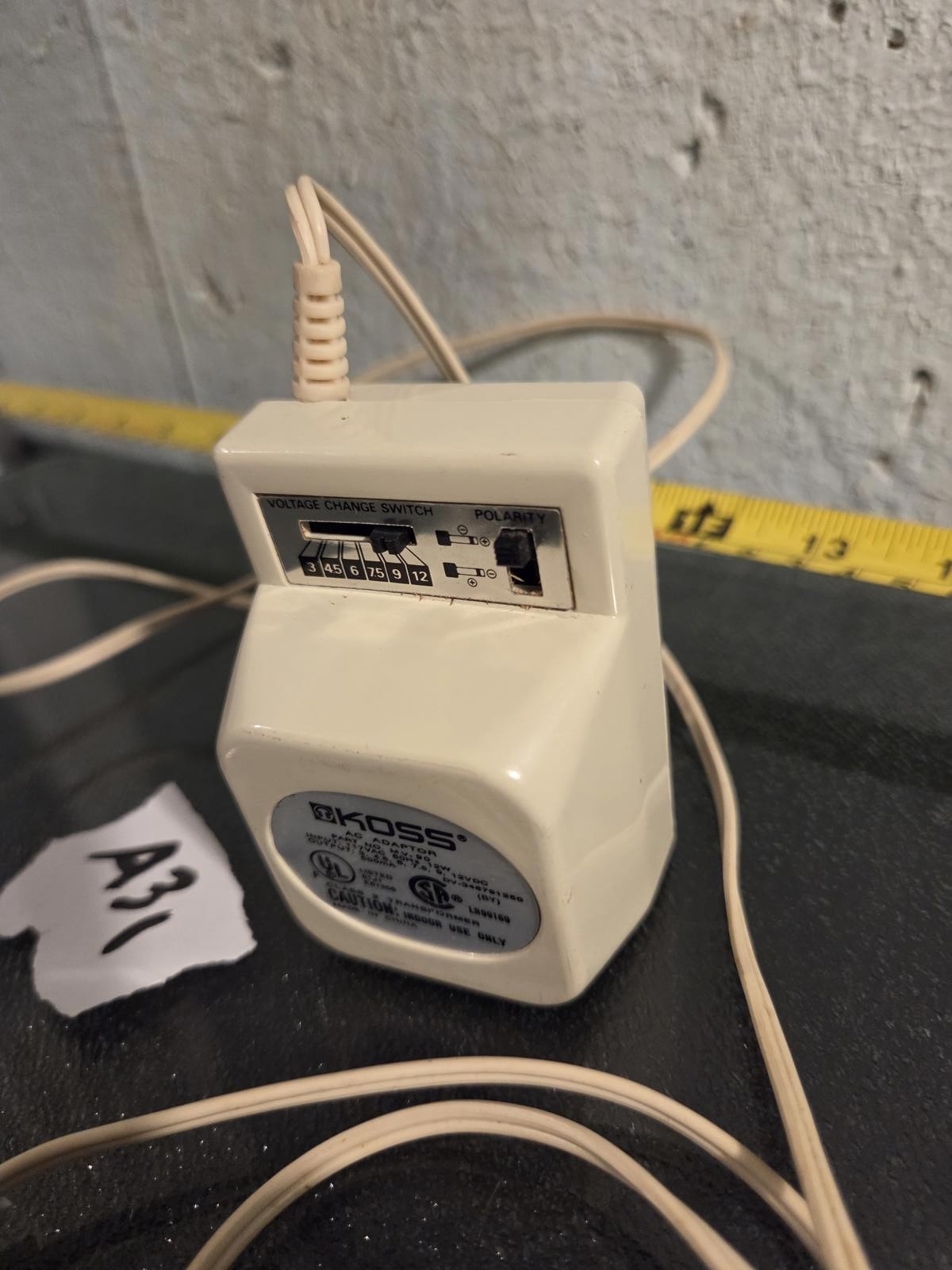 Koss MV-90 Universal Multi-Voltage AC Adapter | Vintage – Adjustable Voltage