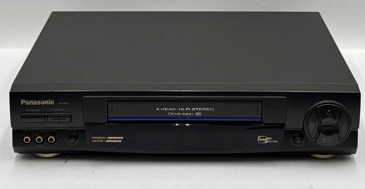 Panasonic PV-9662 Blue Line Omnivision 4 Head HiFi Stereo VCR No Remote
