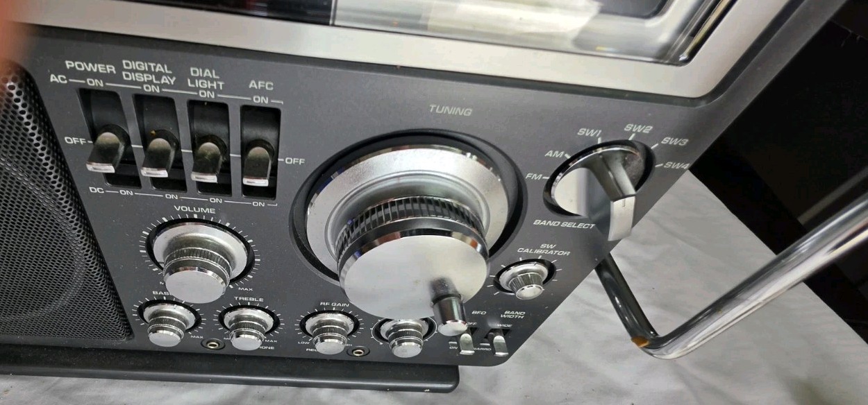 General Electric GE 7-2990A Short Wave FM/AM Radio | TESTED , WORKING MINT SWEET