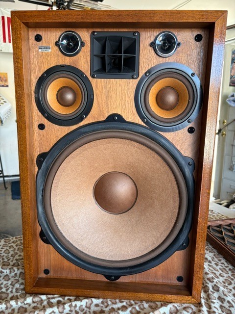 Vintage Pioneer CS-99A Speakers, 5 Way 6 Drivers 100W, Excellent Sound