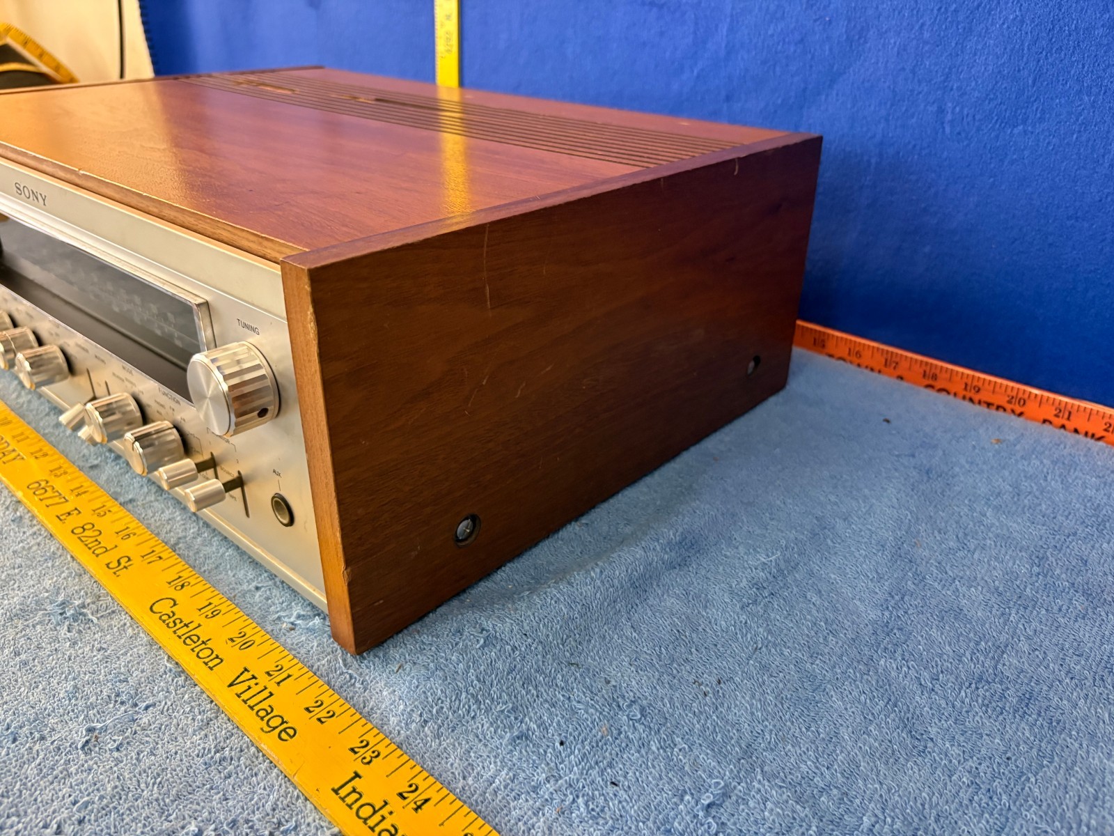 Sony STR-7055 Vintage AM/FM Stereo Receiver