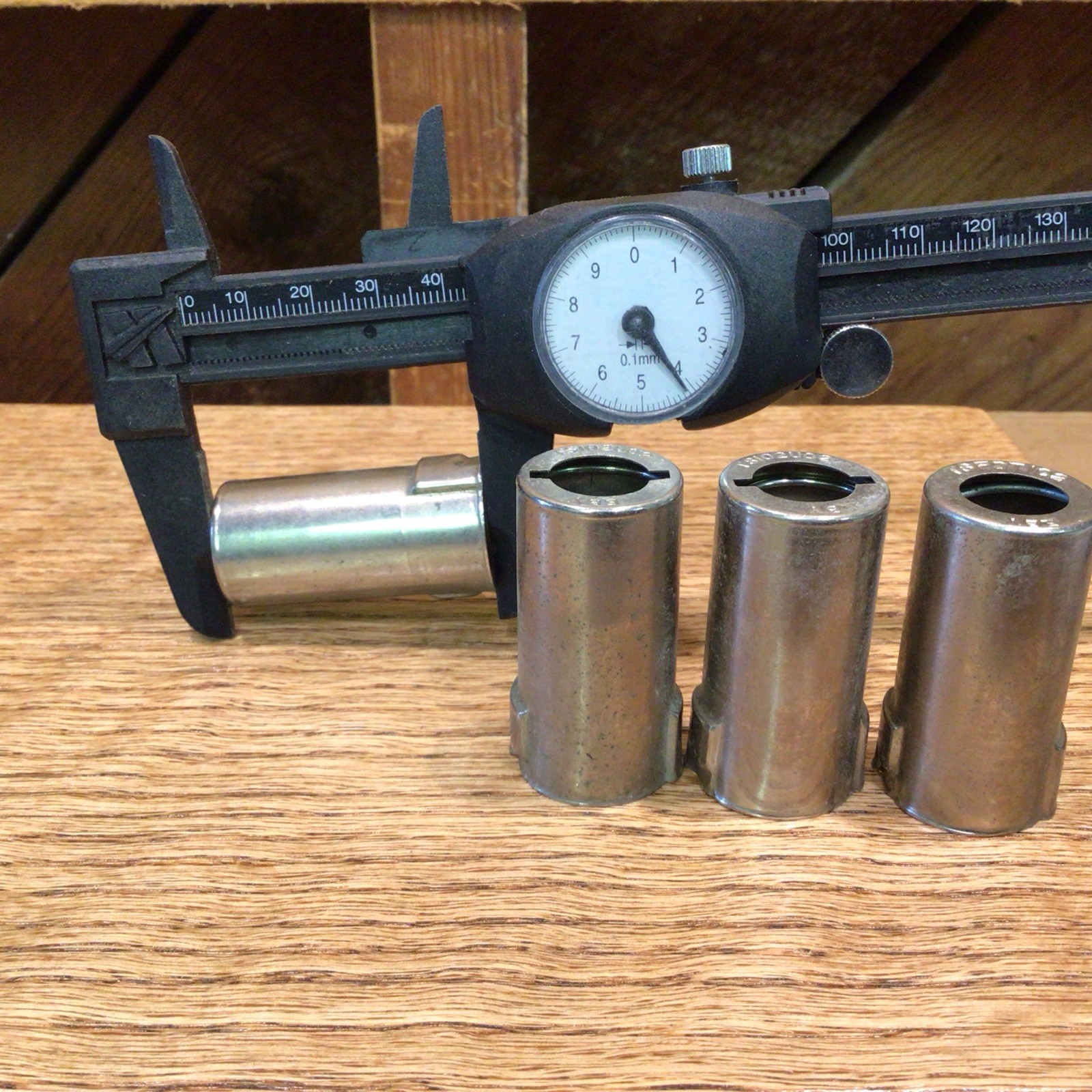 Four (4) Vacuum Tube Shields 7 Pin EBY J Slot 6AU6 6AB6 TS102U02. 1 3/4″ x 7/8″