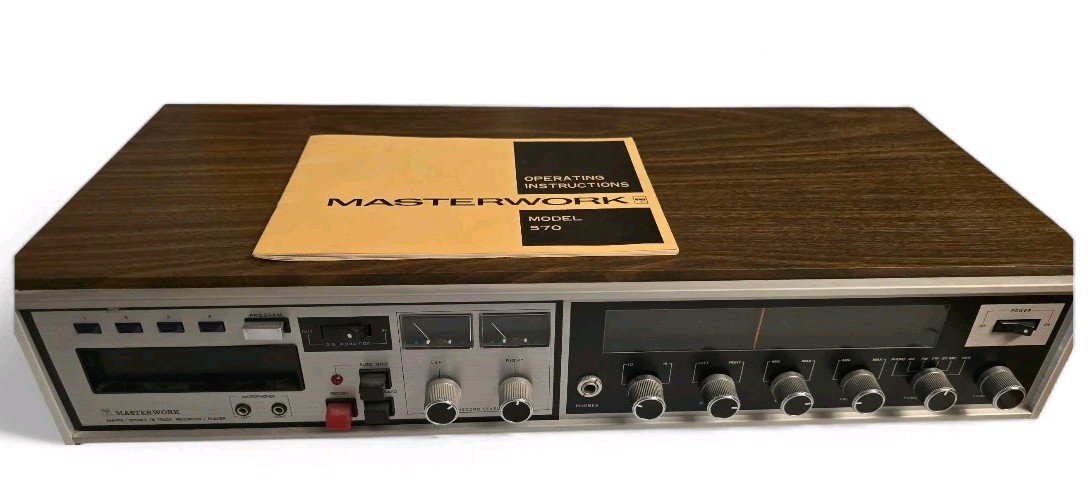Vintage Masterwork Model 570 AM/FM Stereo Radio & 8-Track Recorder Player Works