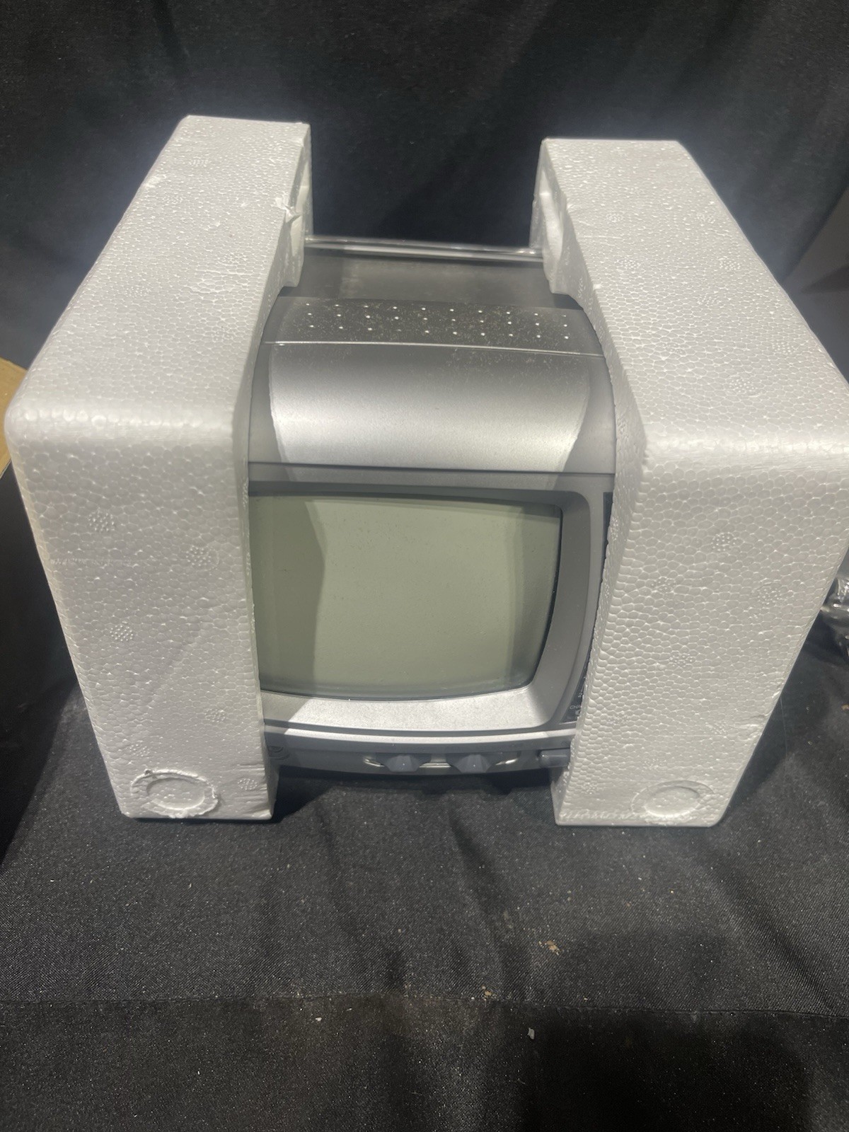 COBY CX-TV1 Portable 5″ Black & White Television w/ AM/FM Radio New Open Box