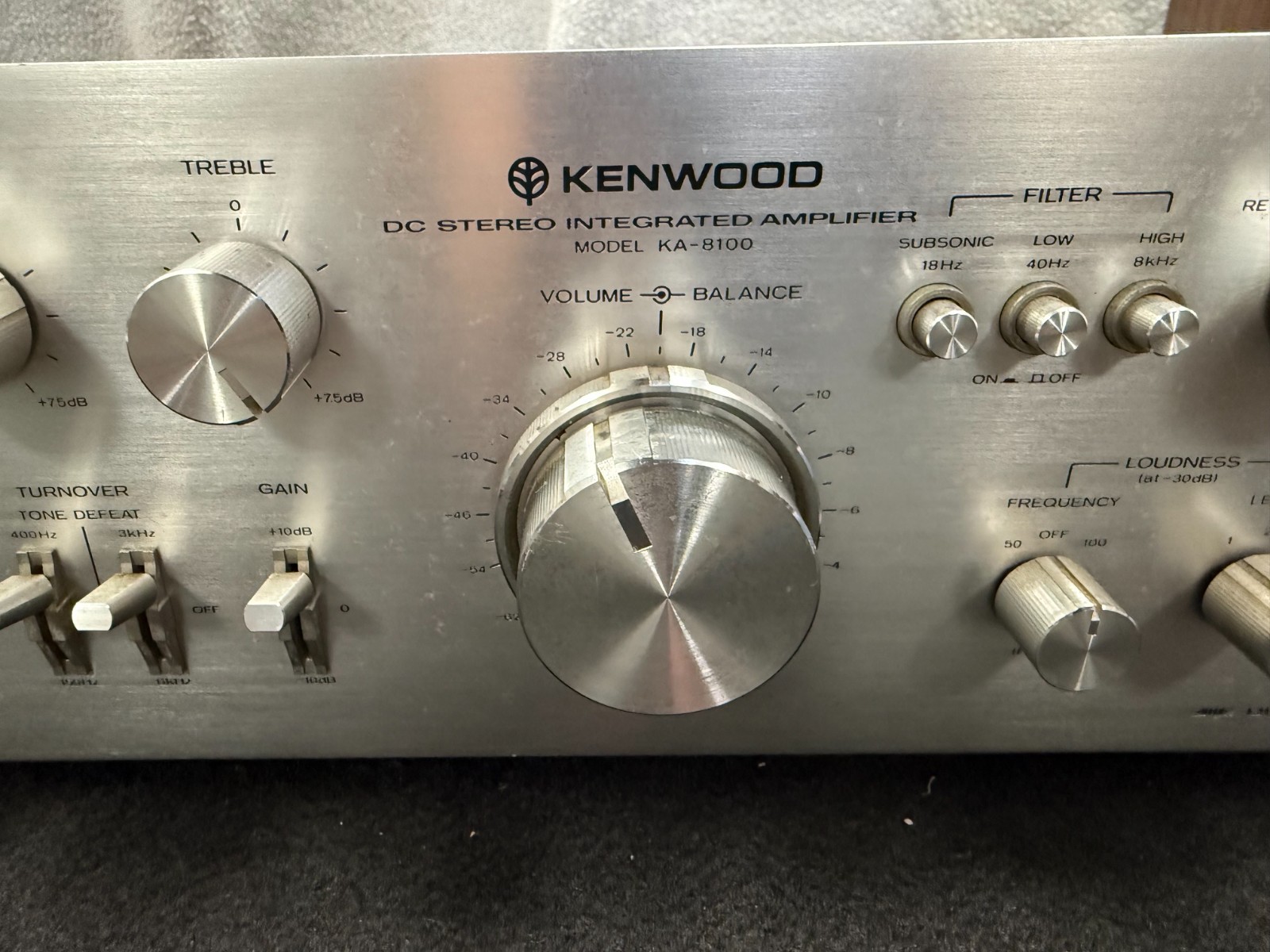VINTAGE KENWOOD DC STEREO INTEGRATED AMPLIFIER MODEL KA-8100 CLEAN