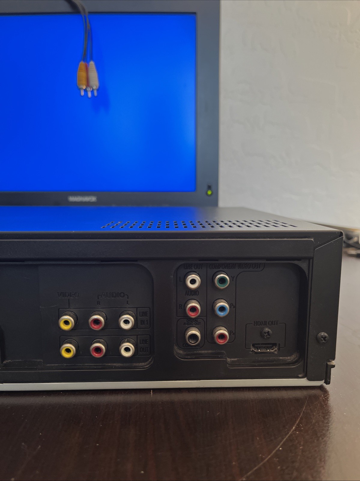 Samsung DVD-V9800 DVD VCR Combo Player VHS Tape Cassette recorder Remote