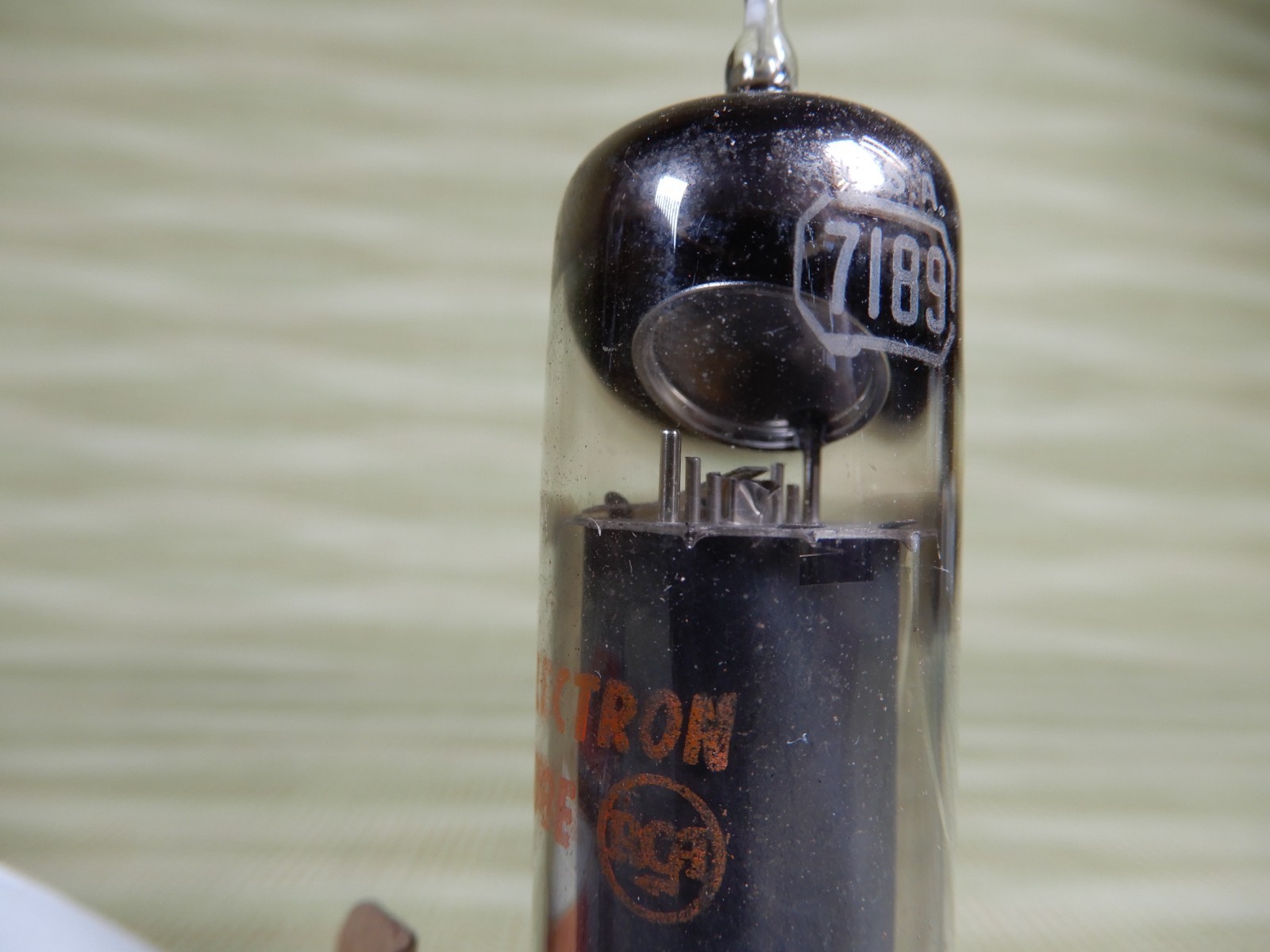 RCA Gray Plate 7189 Vacuum Tube Plate Getter Amplitrex Tested Medium 76% Gm
