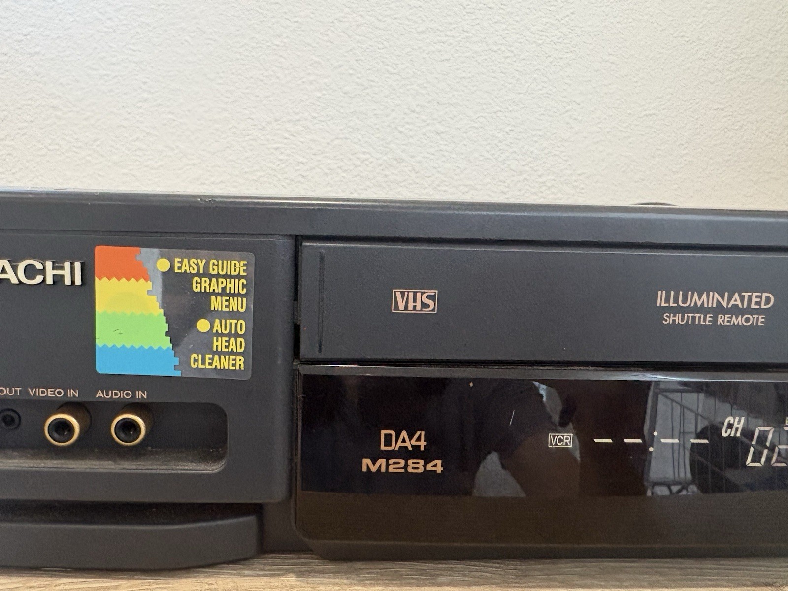 Hitachi VT-M284A VCR Video Cassette Recorder & VHS Player