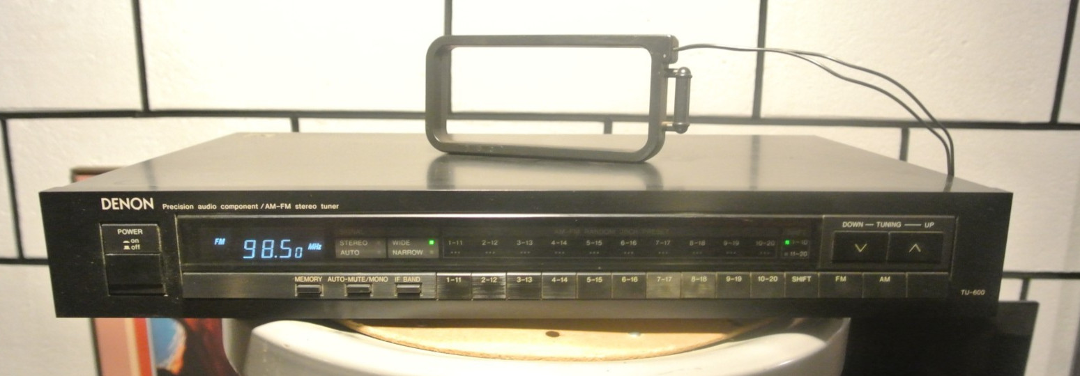 Denon TU-600 AM/FM Stereo Tuner With Antenna Untested so AS IS PARTS ONLY