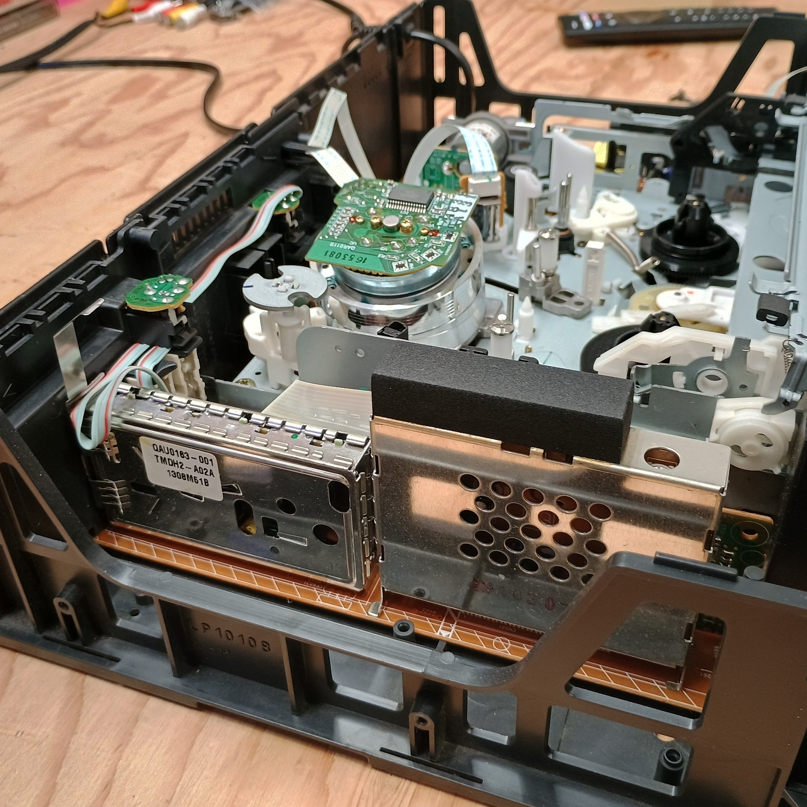 JVC HR-S3800U Super VHS ET Hi-Fi VCR Parts/Repair Load Mechanism Stuck