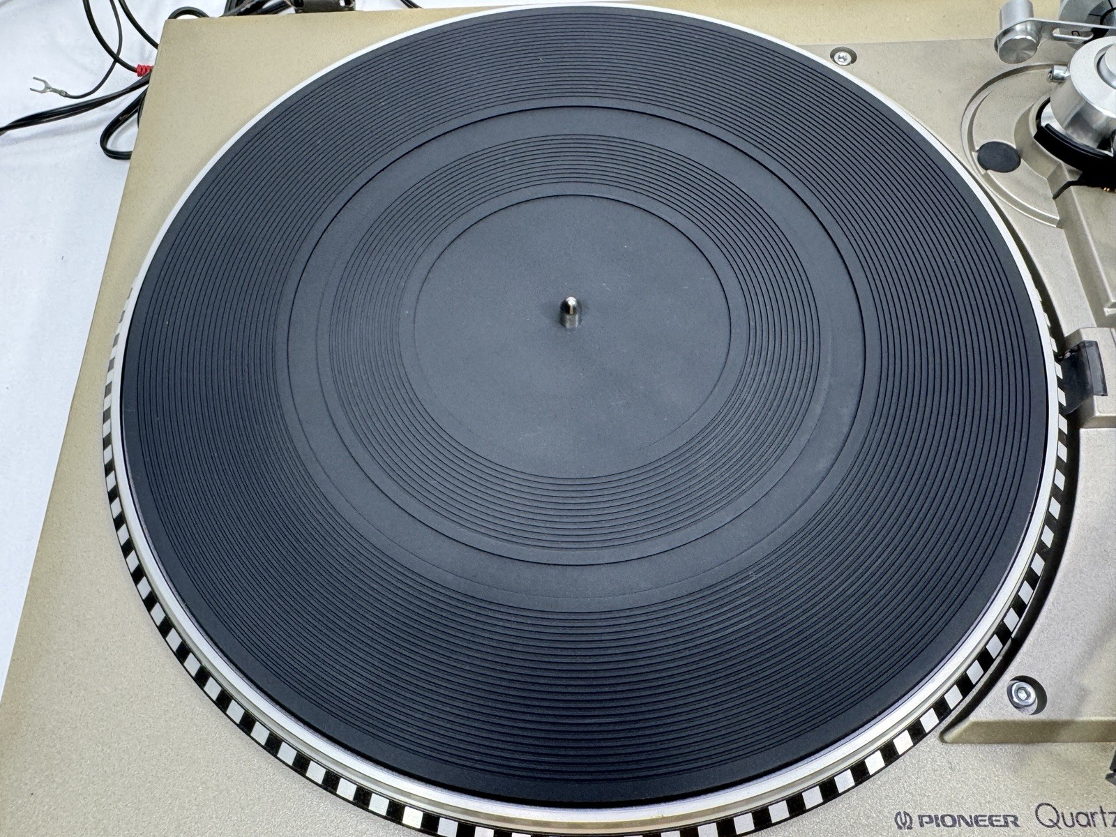 Pioneer PL-560 Quartz PLL Full Automatic Direct Drive Turntable Tested Works