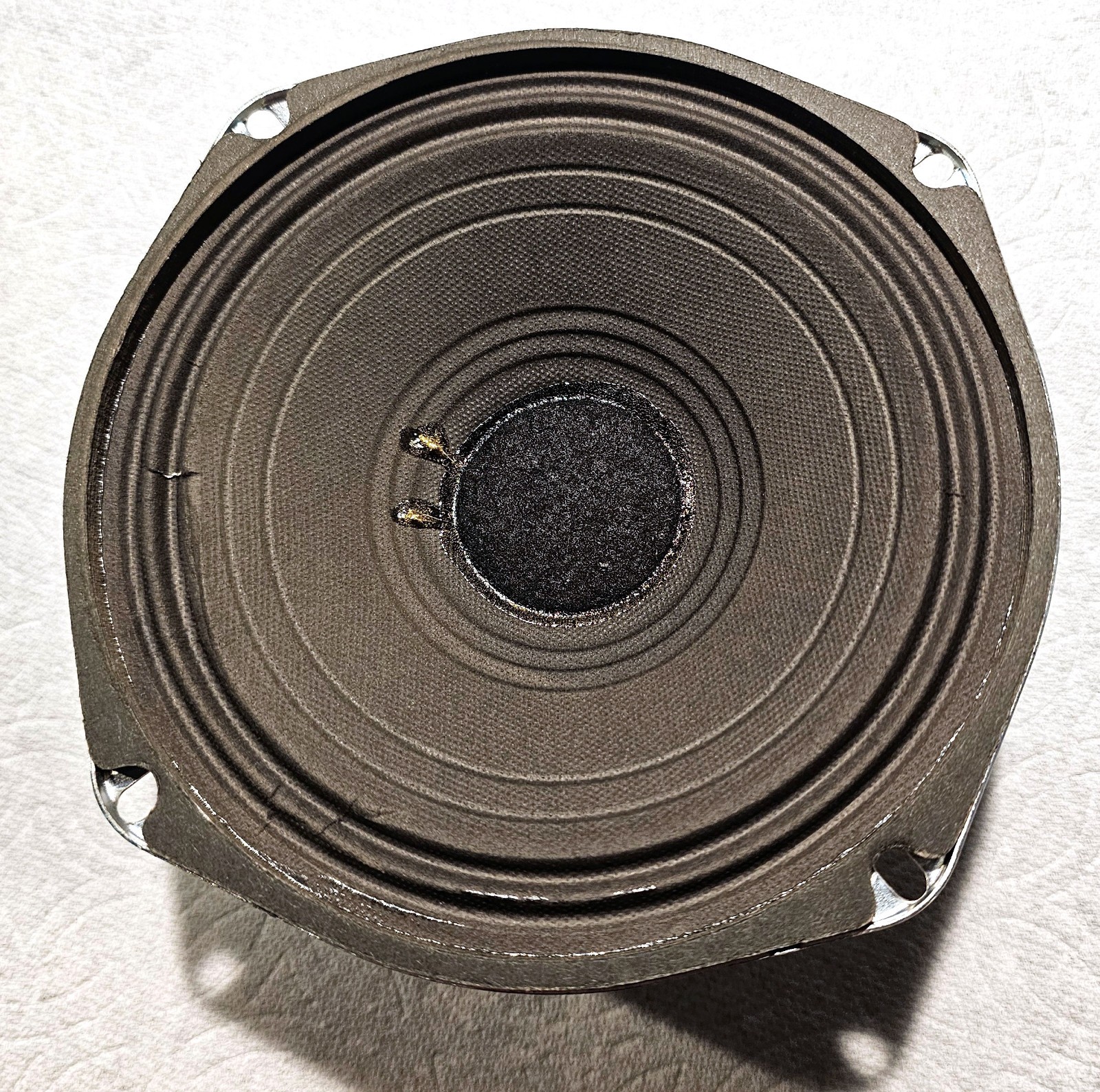 1 – CTS Alnico 6.5″ 8 ohm Speaker – 098-0622, 137 424 – Damaged Cone