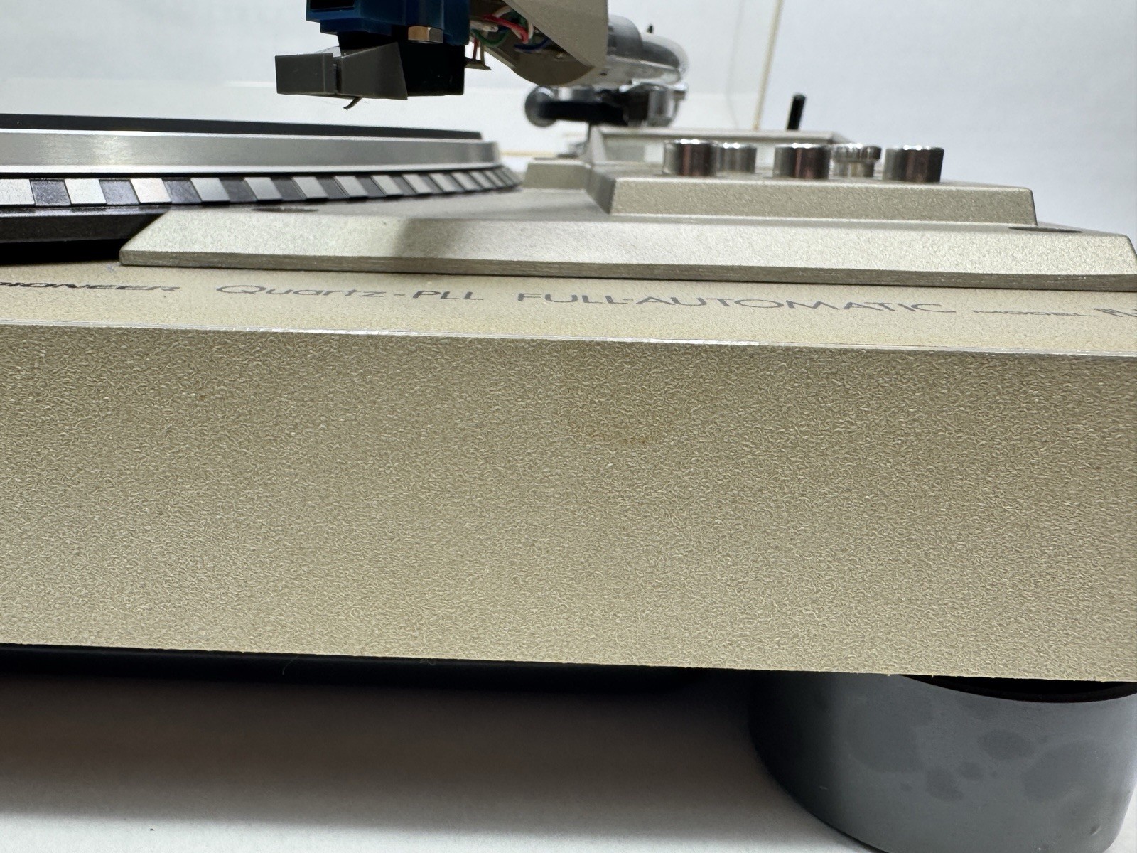 Pioneer PL-560 Quartz PLL Full Automatic Direct Drive Turntable Tested Works