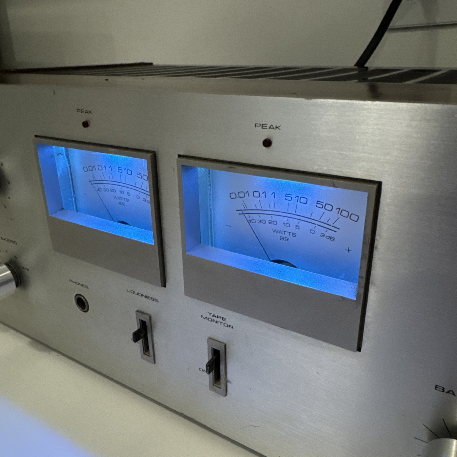 Pioneer Stereo Amplifier SA-6700 Vintage Silver Face With VU Meters Tested Works