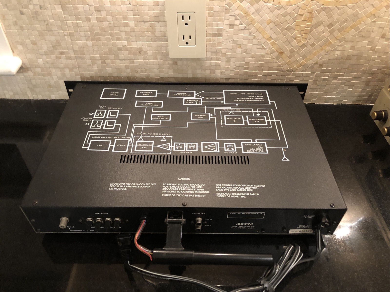 Open Box ADCOM GFT-1A Digital AM/FM Stereo Tuner Owner Manual Perfect Condition