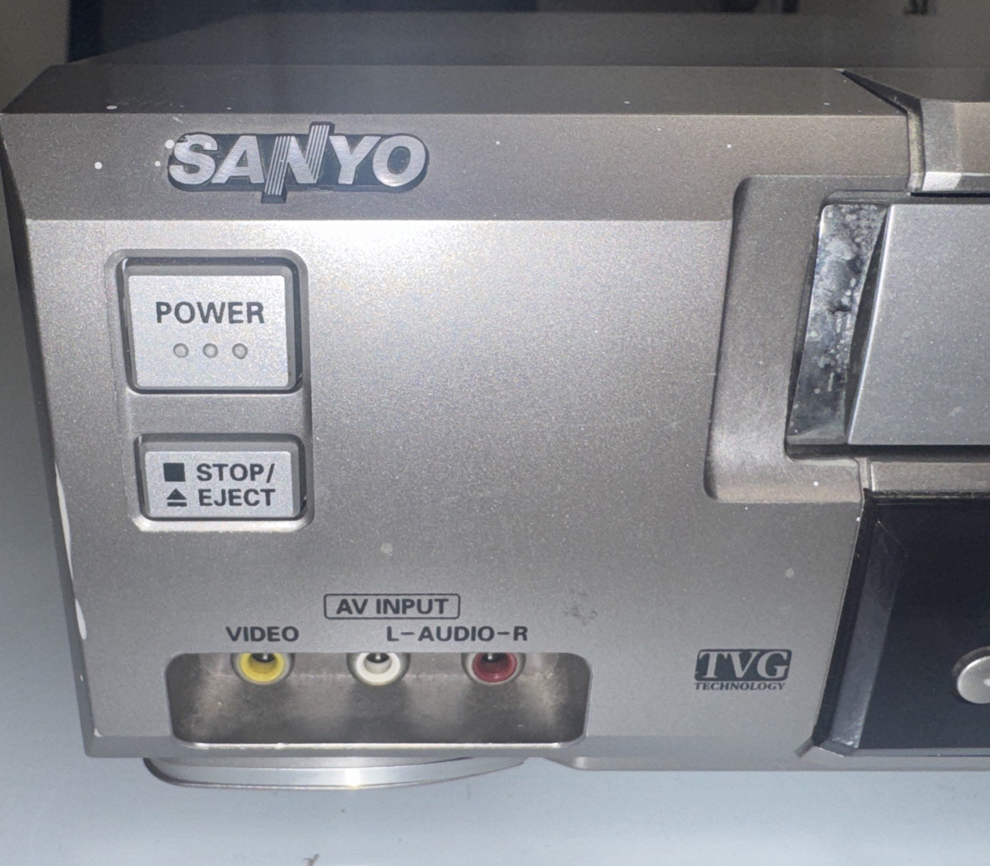 Sanyo VWM-710 VCR 4Head Hi-Fi Stereo VHS Player Tested, No Remote