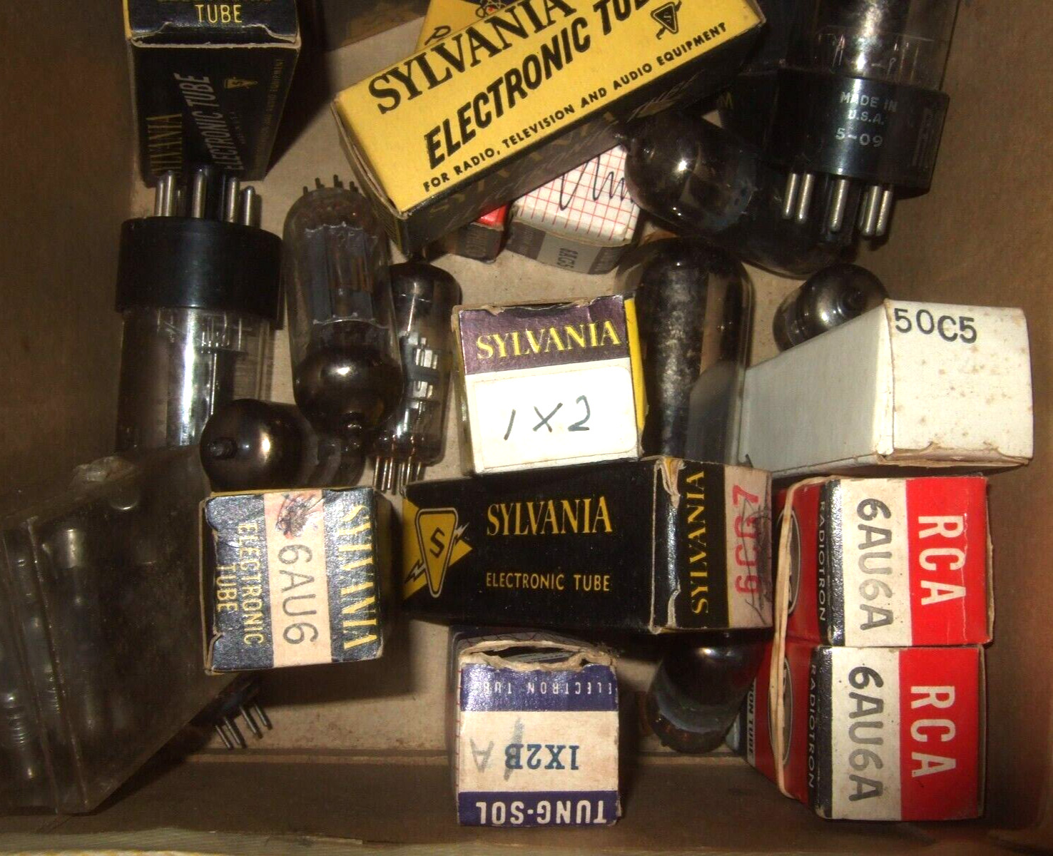 Vacuum Tubes Electron Tubes From Repairman’s Estate Untested