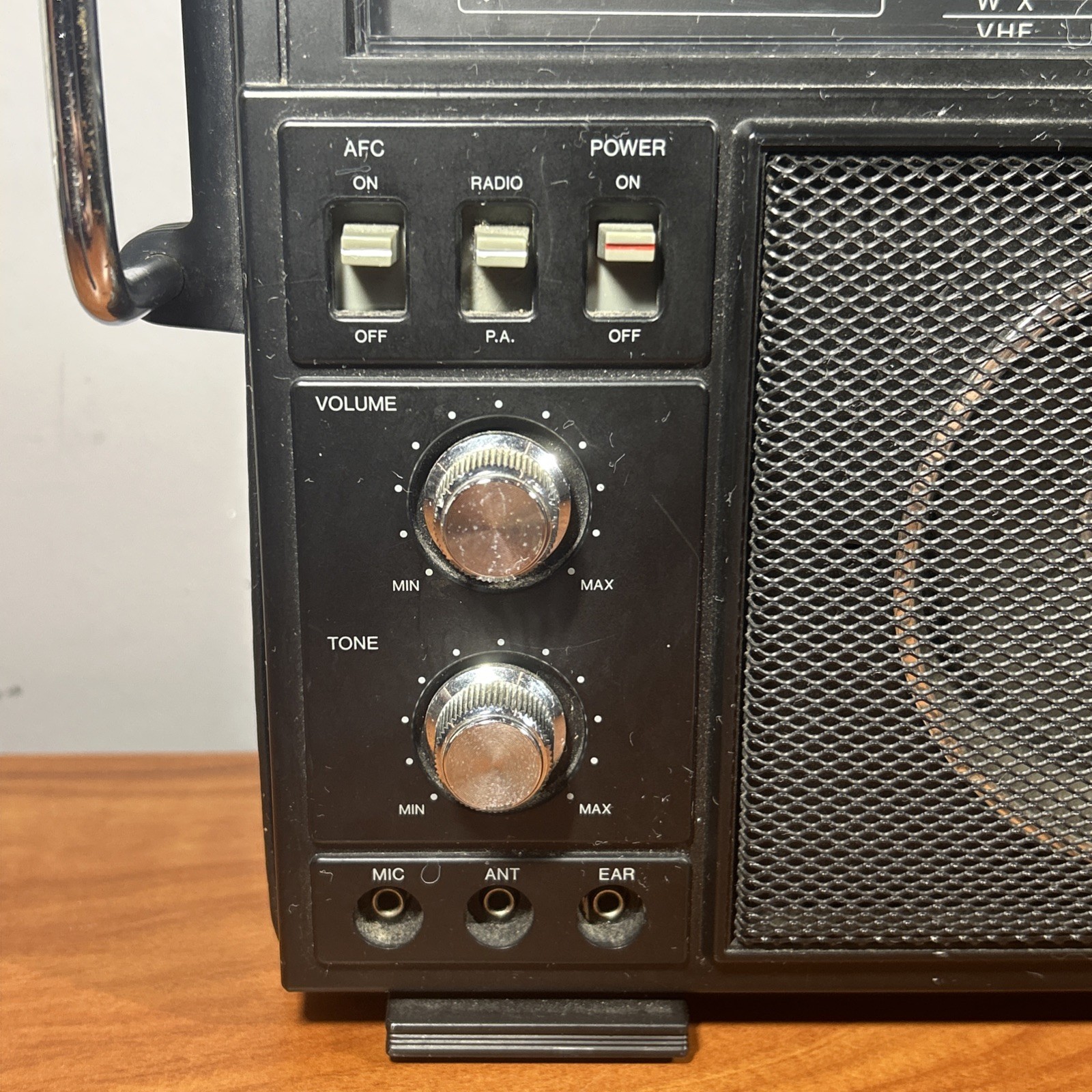 Realistic SW-100 Multiband Radio 12-649 AM FM CB SW AIR WX Tested Working