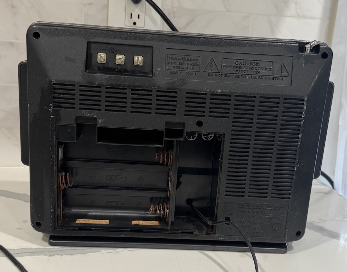 General Electric GE 7-2990A Short Wave FM/AM Radio | TESTED & WORKING