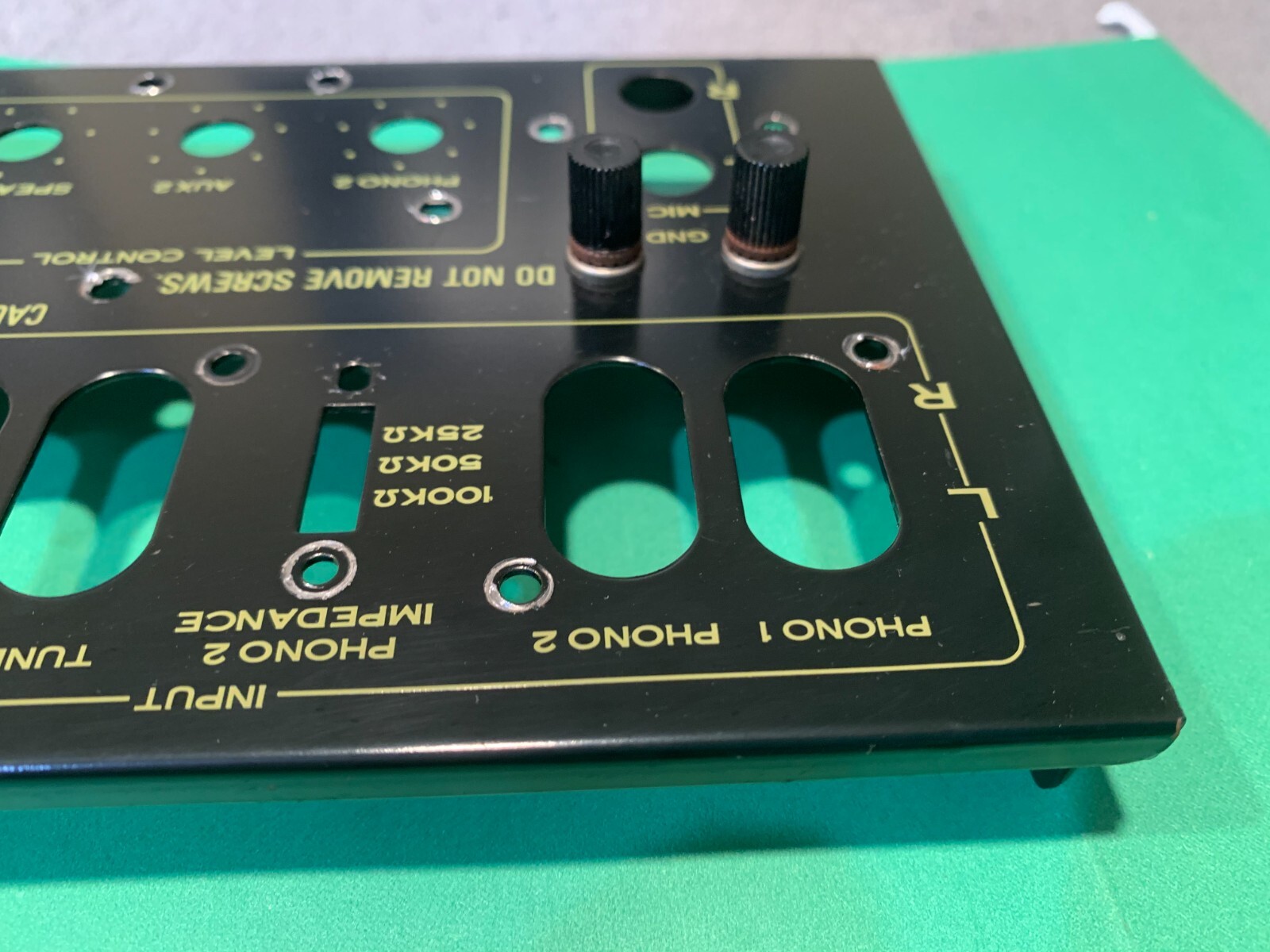Pioneer SA-9100 Stereo Amplifier Parting Out – Rear Back Panel