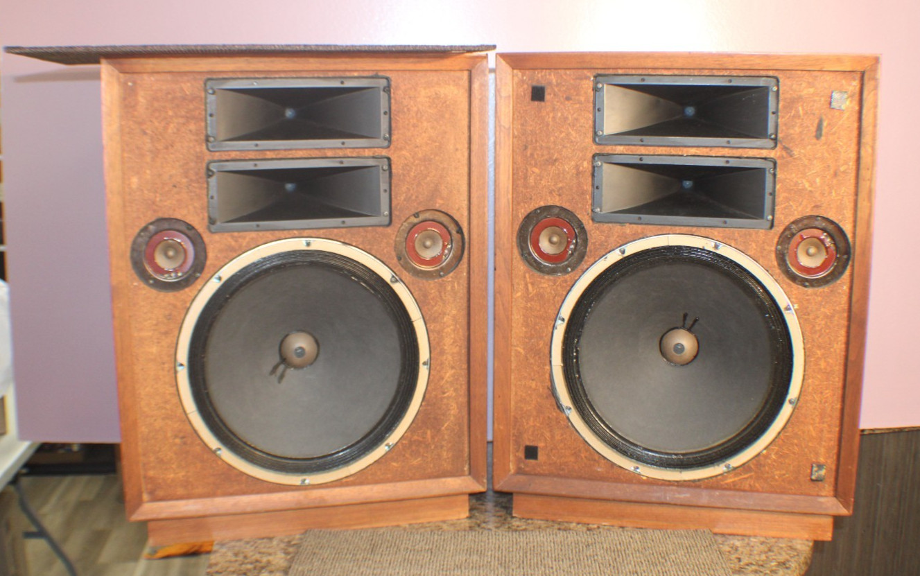 RARE! Pair of 1972 Audio 15 Acoustic Suspension Speakers