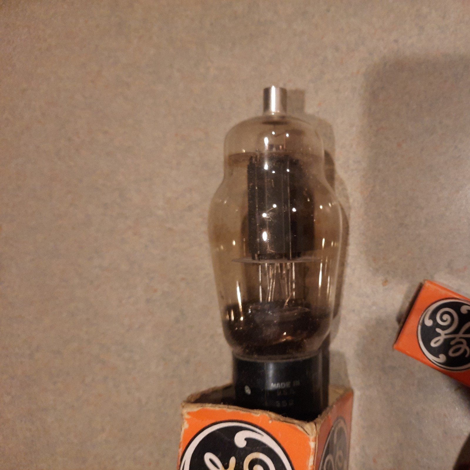 Large Lot Of Radio Tubes Both New And Pre-owned Untested