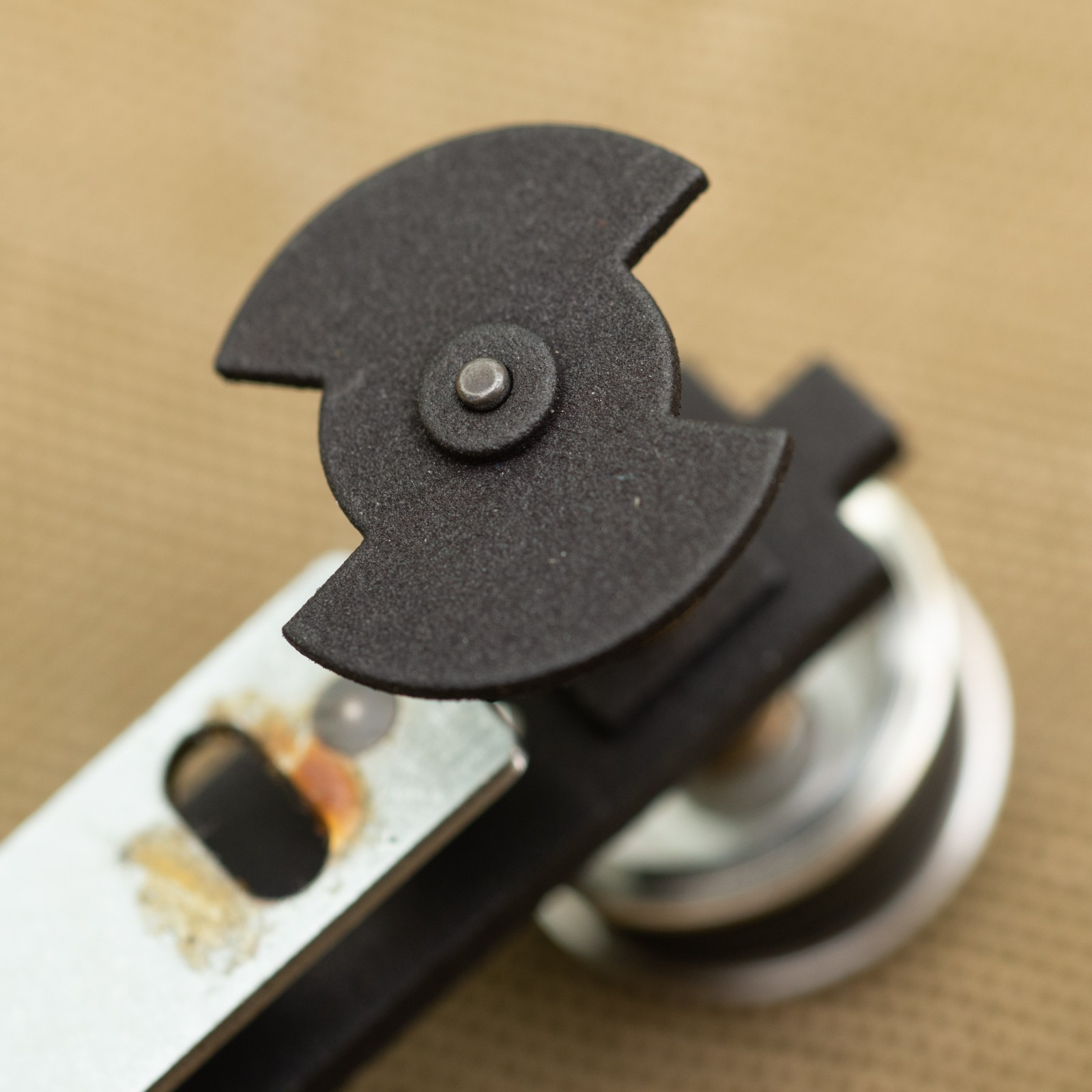 Akai GX-77 Loading Roller Block Plastic Sled and Roller Detection Plate – Nylon